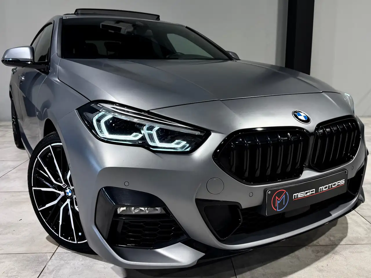BMW 218