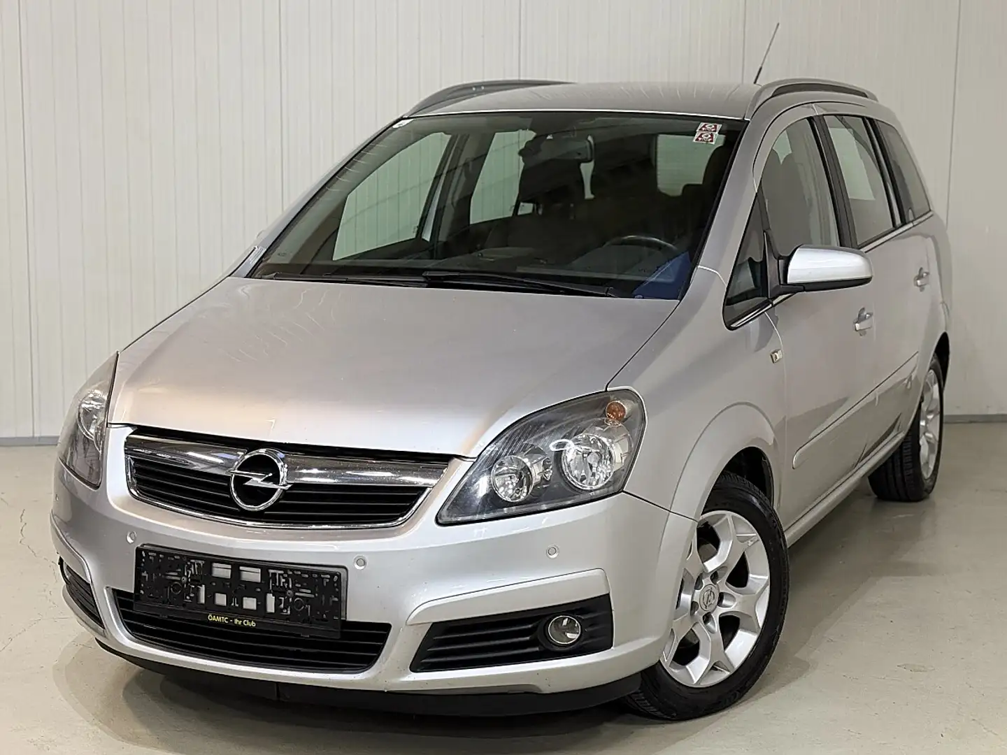Opel Zafira Cosmo 1,8 Benzin *7-Sitzer* Silber - 2