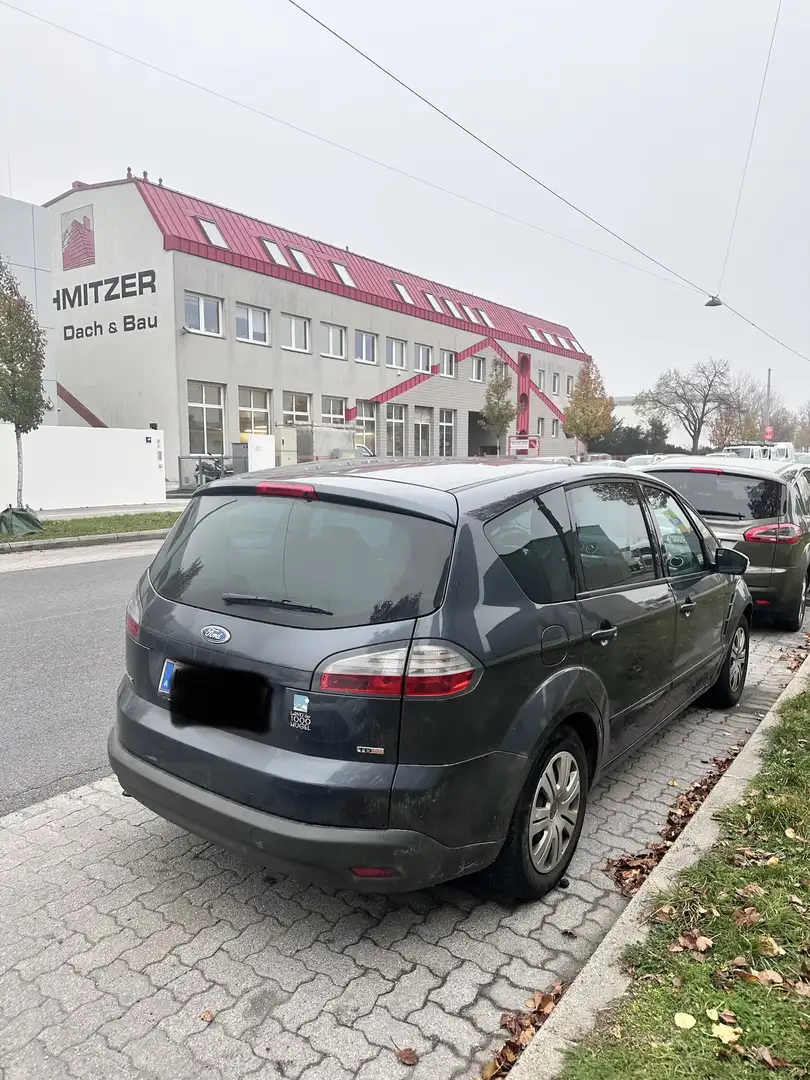 Ford S-Max 2.0 TDCi DPF Ambiente - 2
