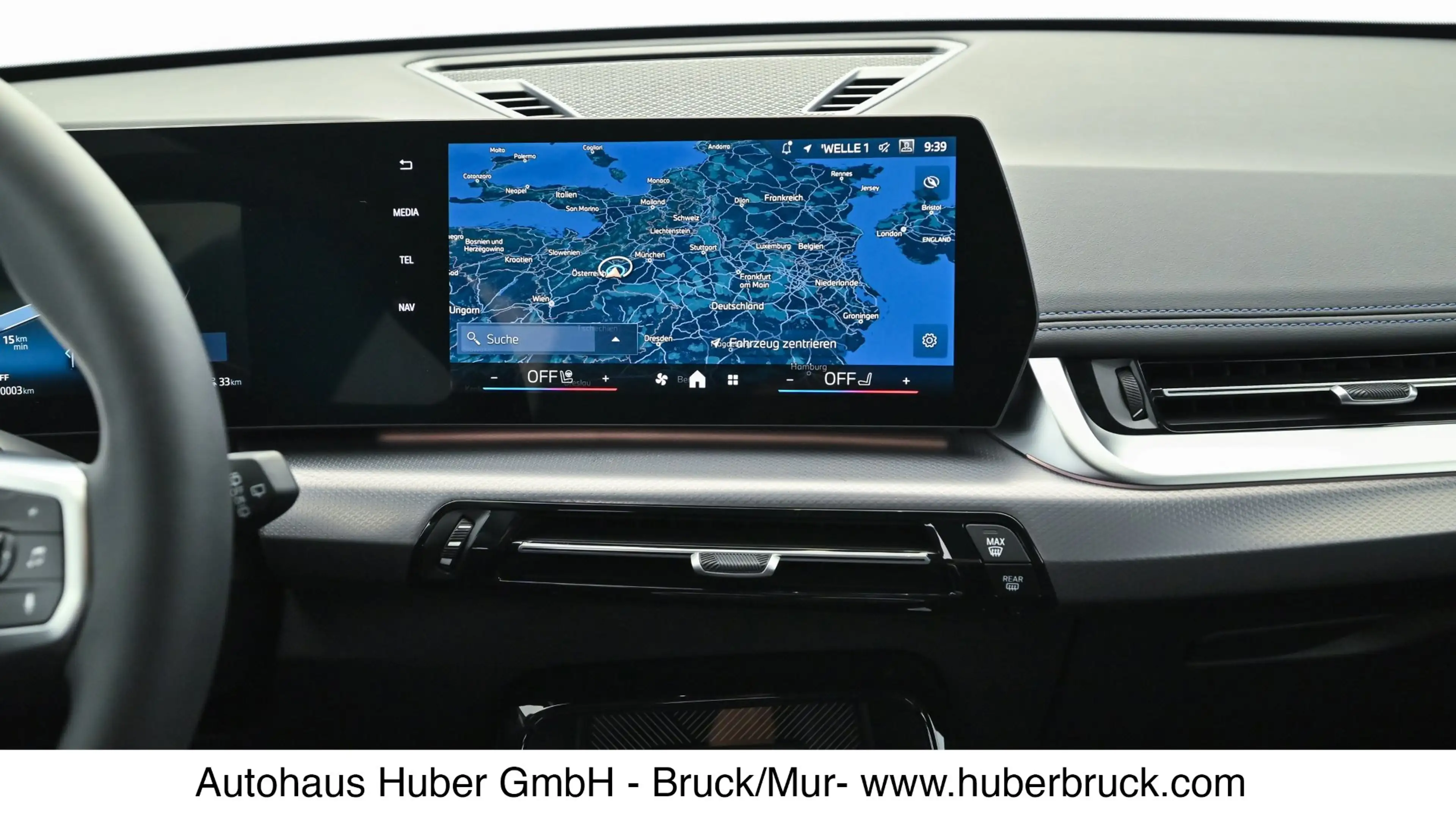 BMW iX1 eDrive20 — photo 15