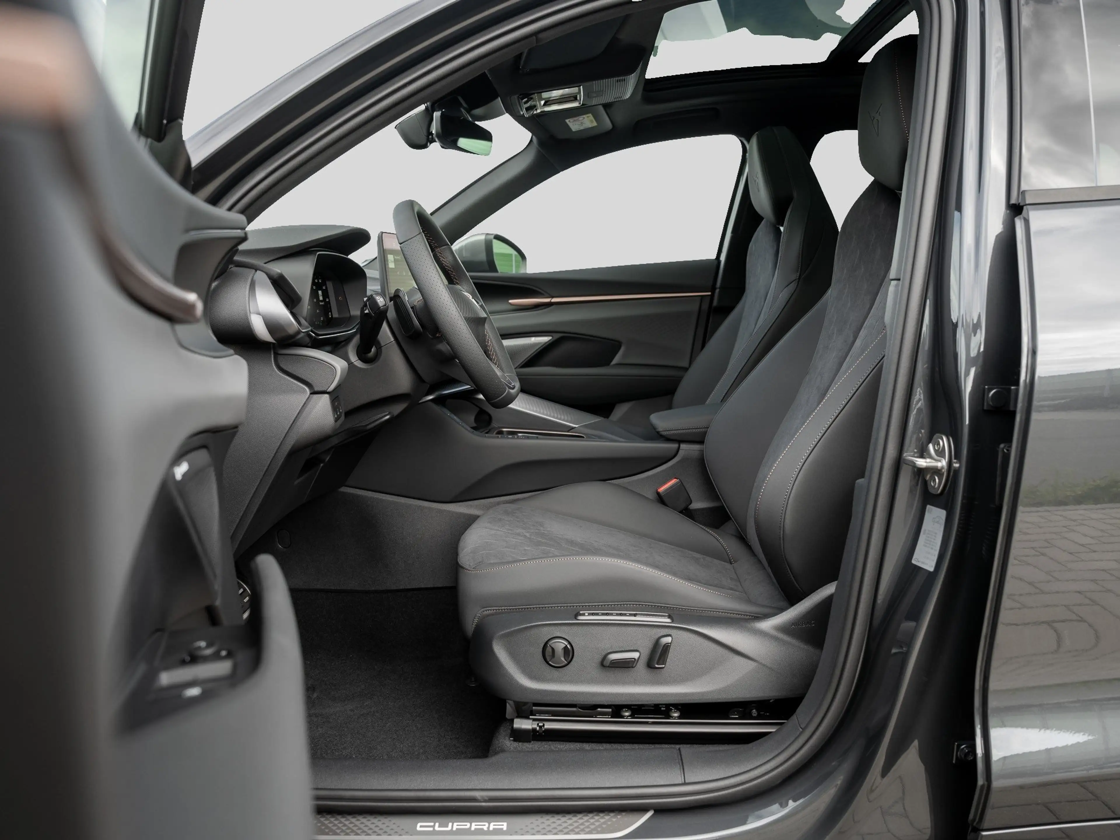CUPRA Terramar 2.0 TSI 4Drive W VZ DCC AHK Kam. Navi — photo 7