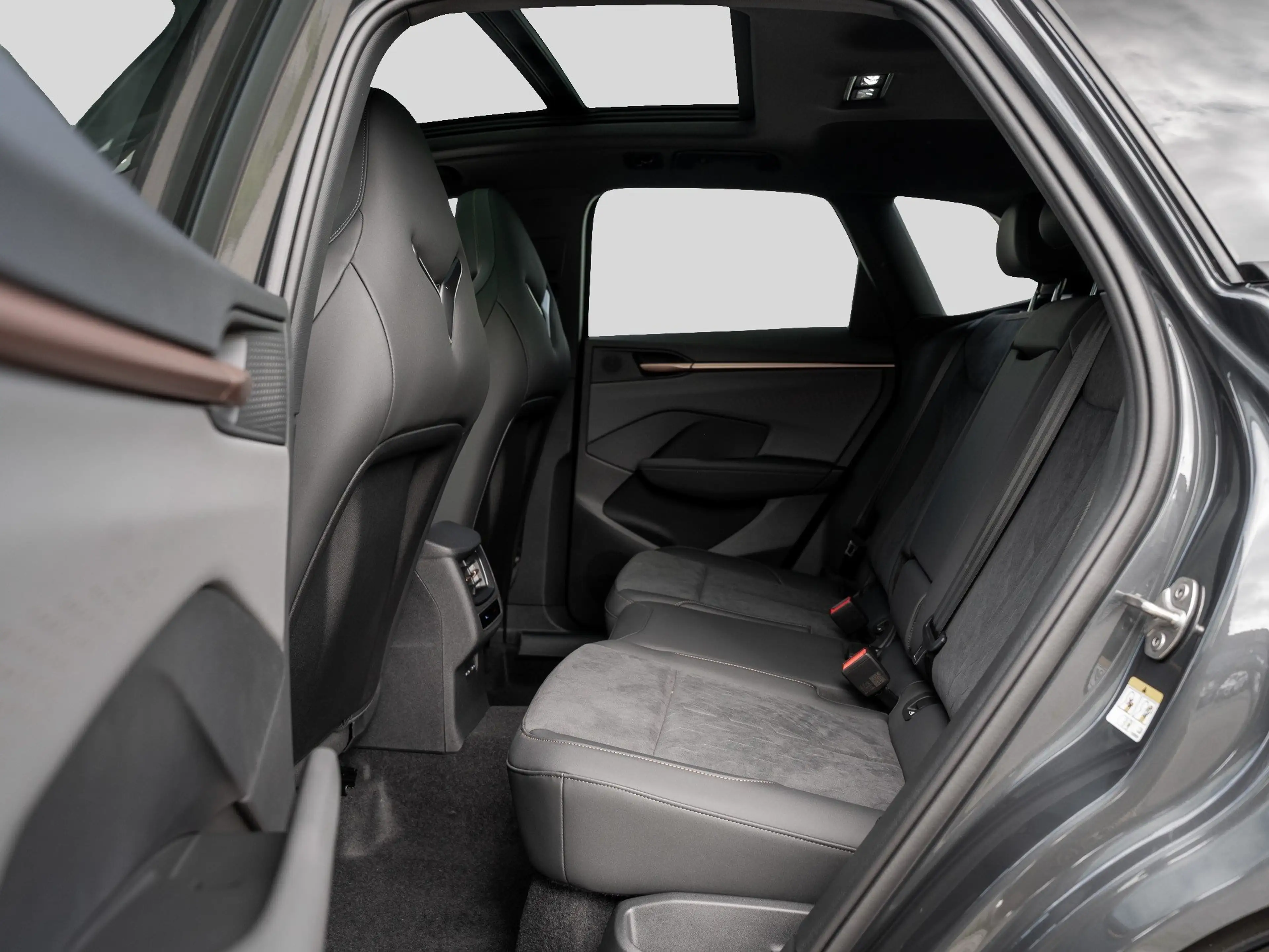 CUPRA Terramar 2.0 TSI 4Drive W VZ DCC AHK Kam. Navi — photo 8