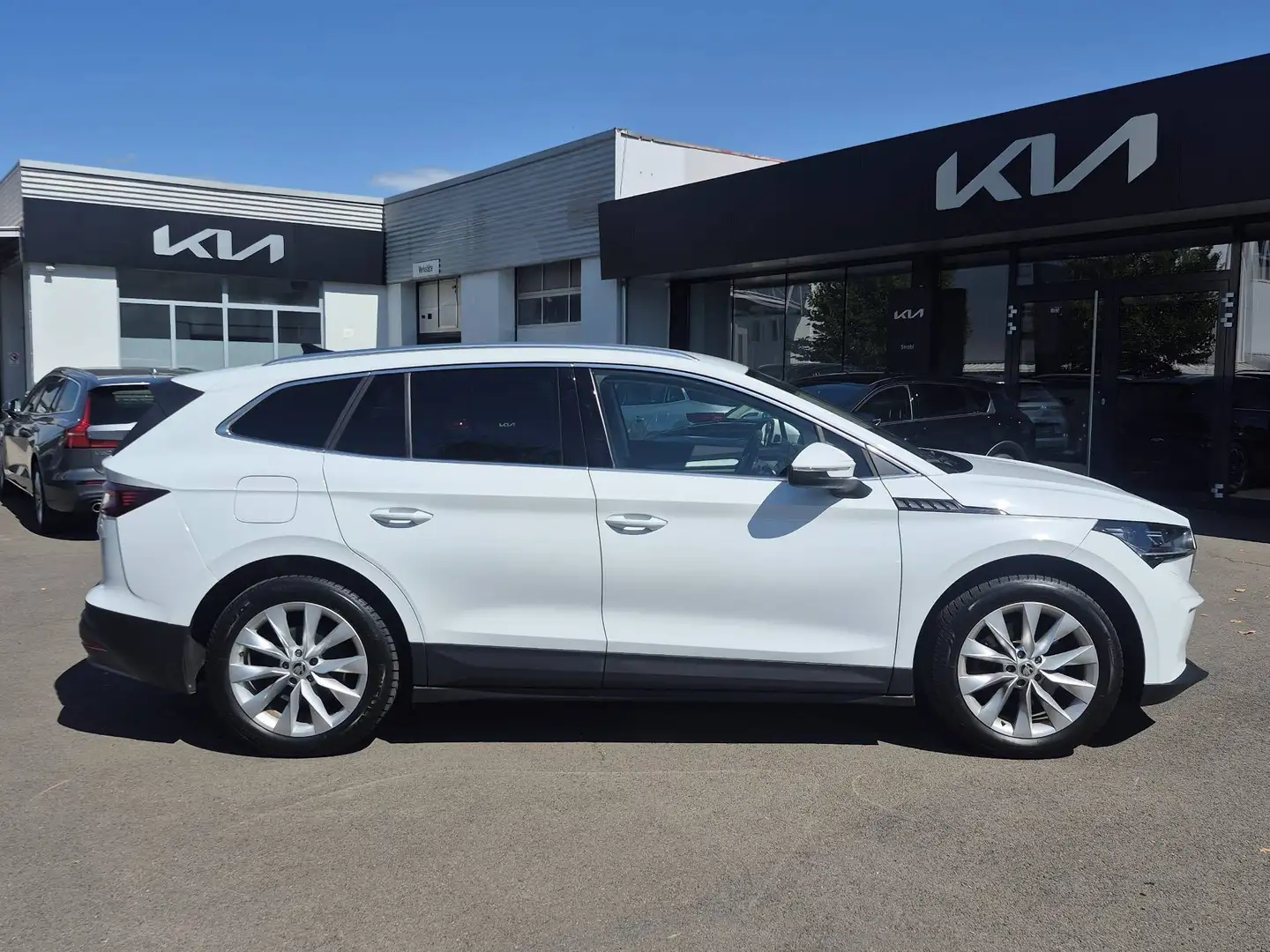 Skoda Enyaq 80 82kWh *Wärmepumpe* Weiß - 2