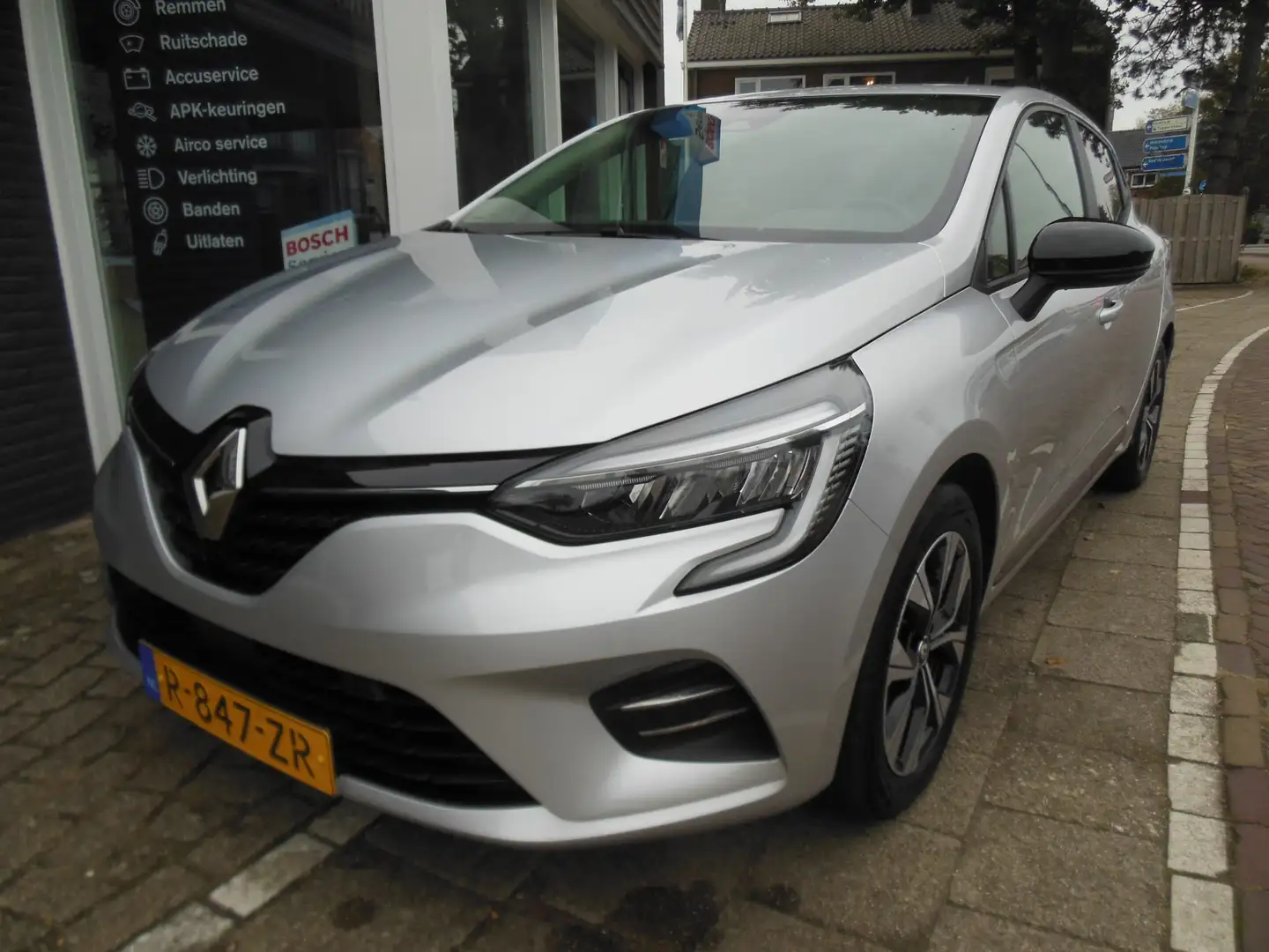Renault Clio 1.0 TCe 90 Evolution 12 maanden Bovag garantie car Grijs - 1