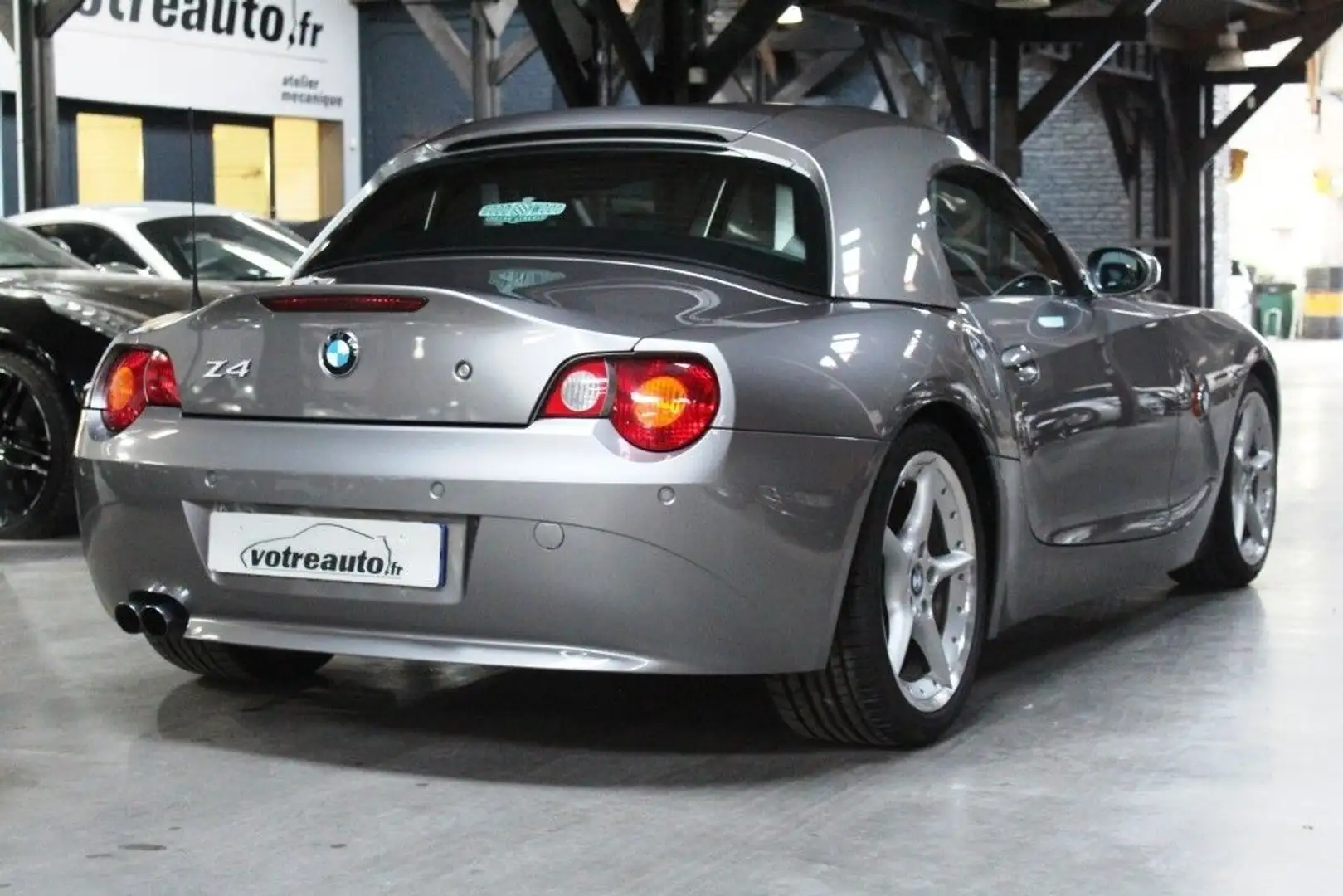 BMW Z4 3.0I Gris - 2