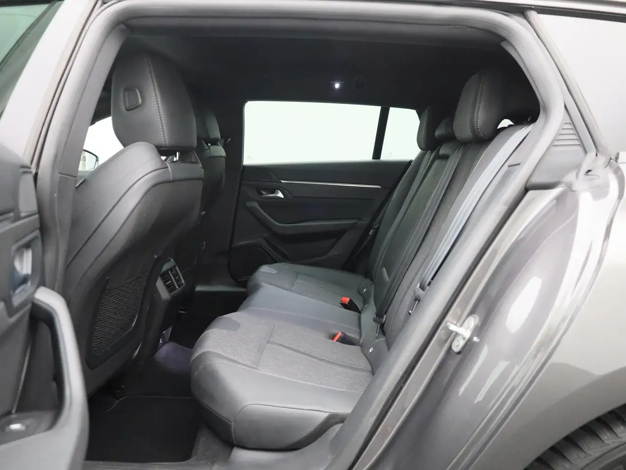 Peugeot 508 SW 1.5 BlueHDi 130 S&S EAT8 Allure Pack LED NAVI, миниатюра 12