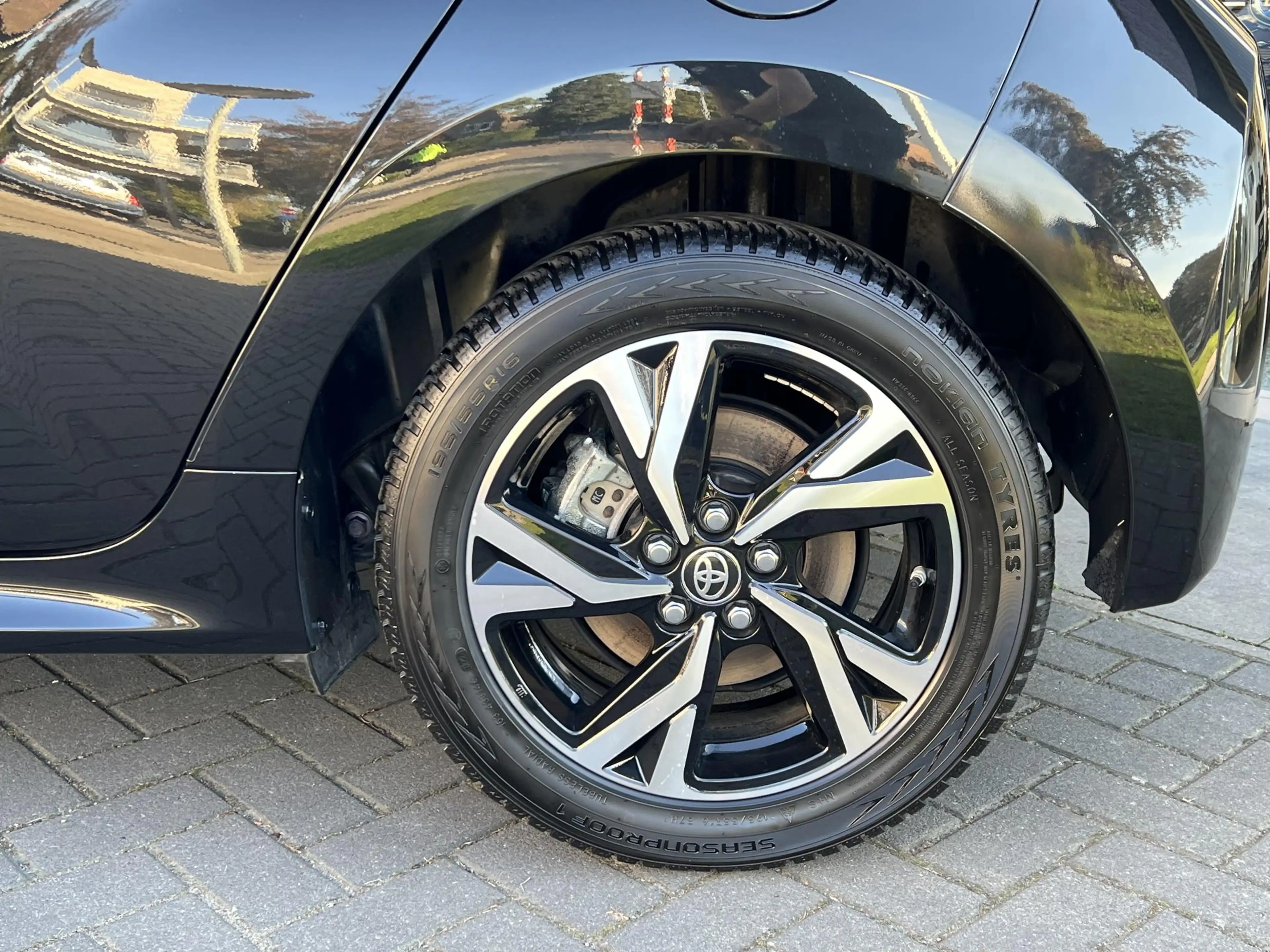 Toyota Yaris 1.5 Hybrid 116 Dynamic Plus | Stoel + Stuurverwarm — photo 6