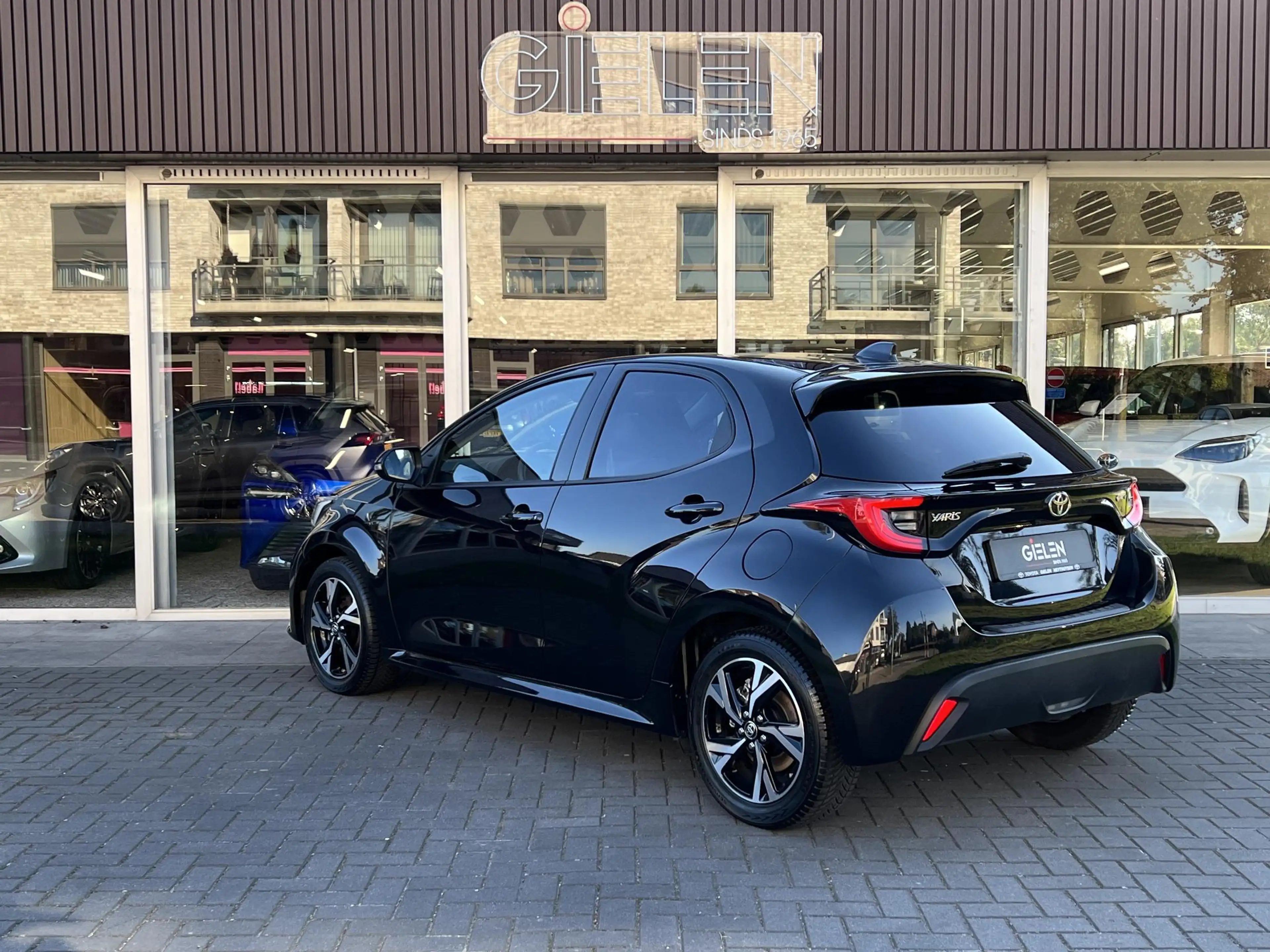 Toyota Yaris 1.5 Hybrid 116 Dynamic Plus | Stoel + Stuurverwarm — photo 35