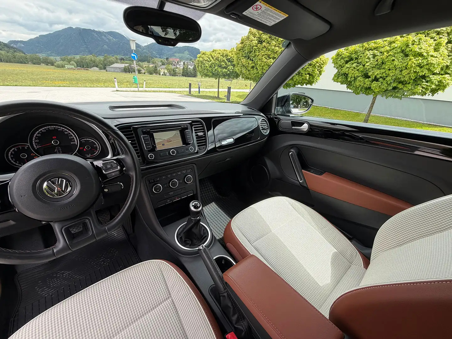 Volkswagen Beetle Beetle 1,2 TSI BMT Schwarz - 2