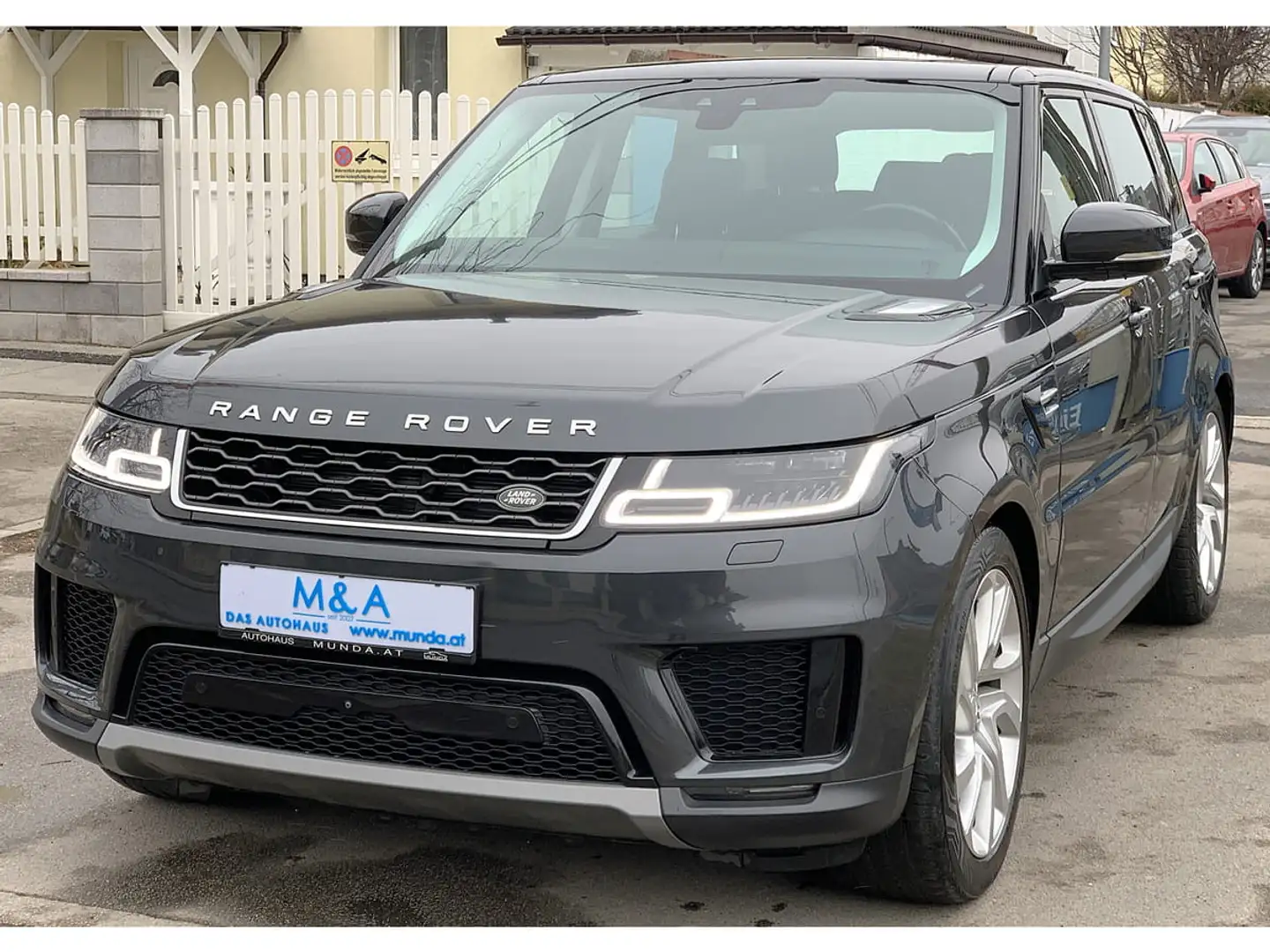 Land Rover Range Rover Sport 3.0 SD V6 SE*ERSTBESITZ*GARANTI Schwarz - 1
