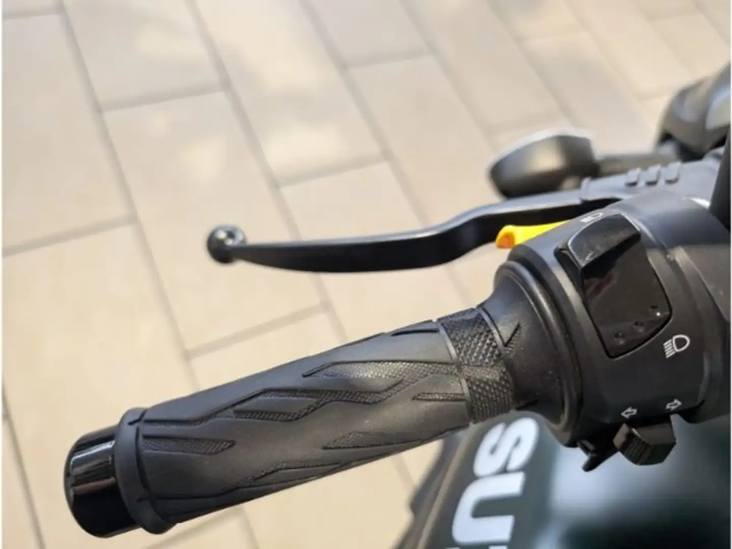 Suzuki SV 650 Top Zustand in Menden bei Jonas Vert - 2