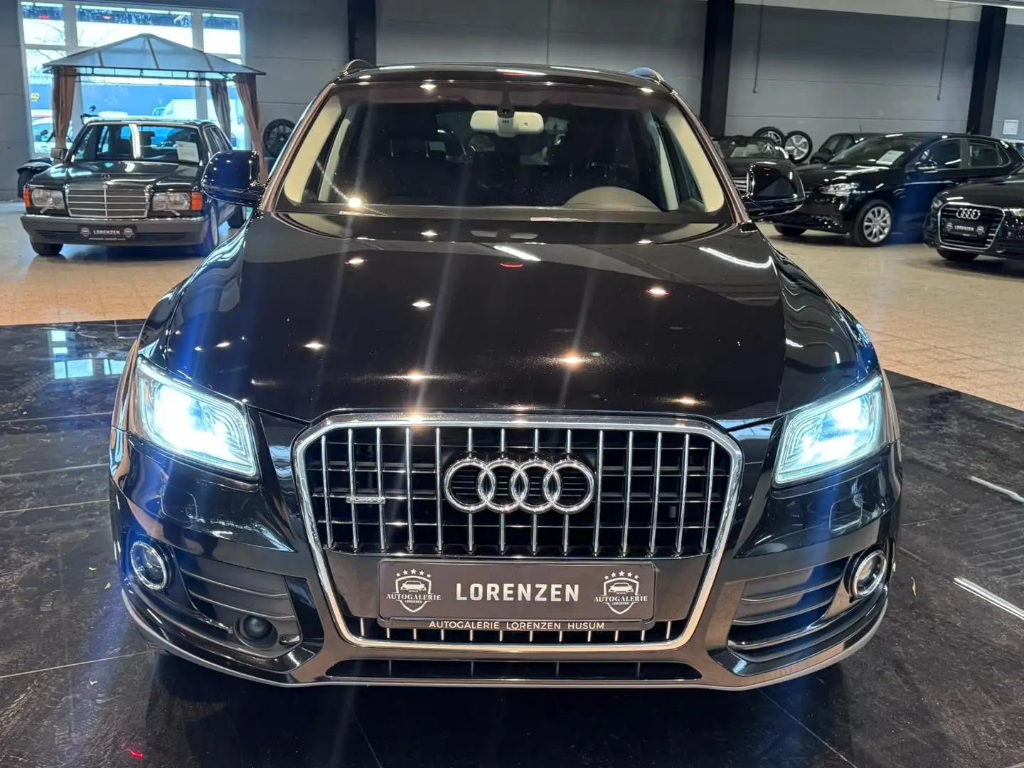 Audi Q5 2.0 TDI quattro Xenon+ ACC LED FIS AHK 2.Hand Schwarz - 2