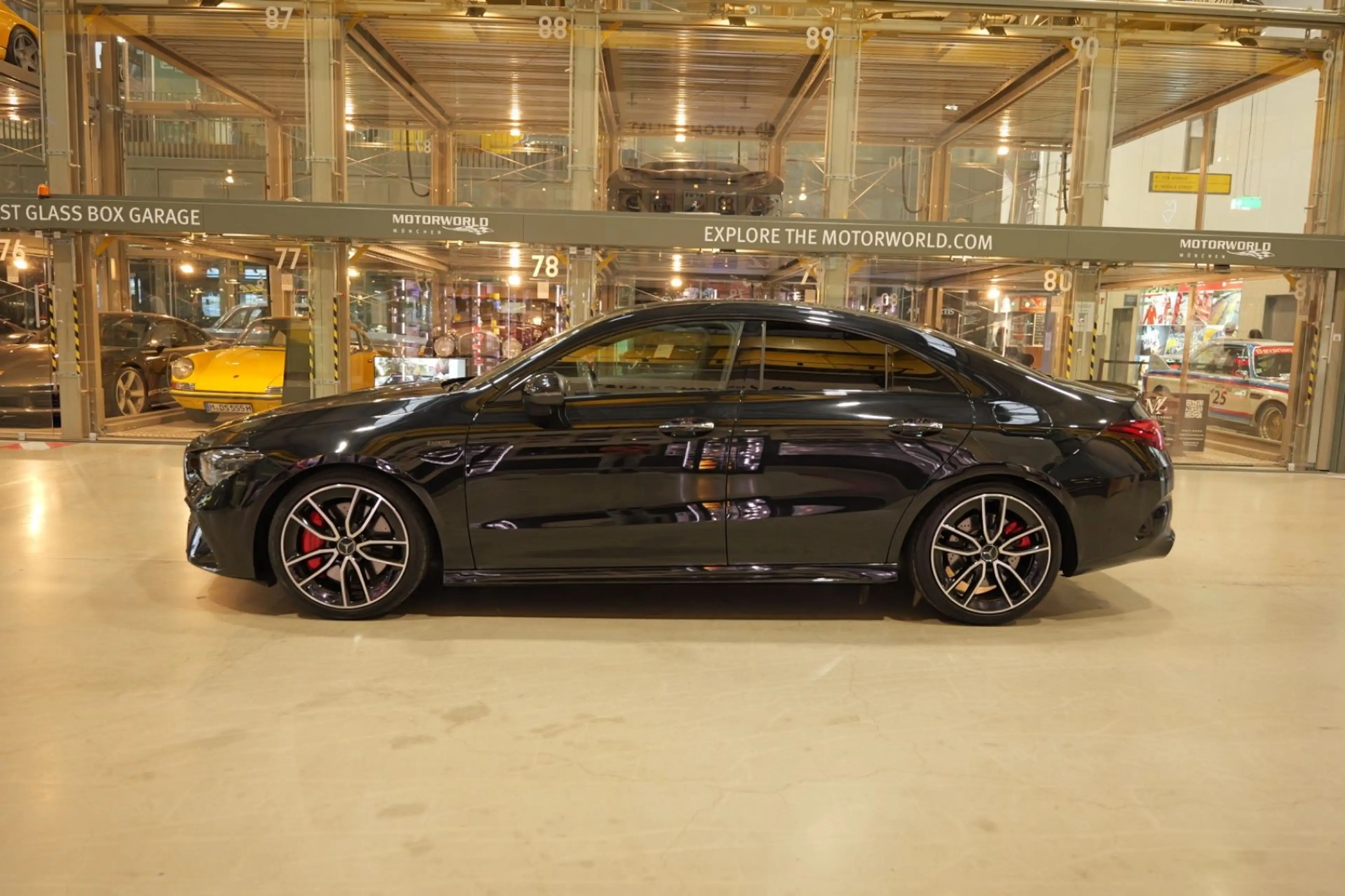 Mercedes-Benz CLA 35 AMG 4Matic *Pano*Night-Paket*Multibeam — photo 5