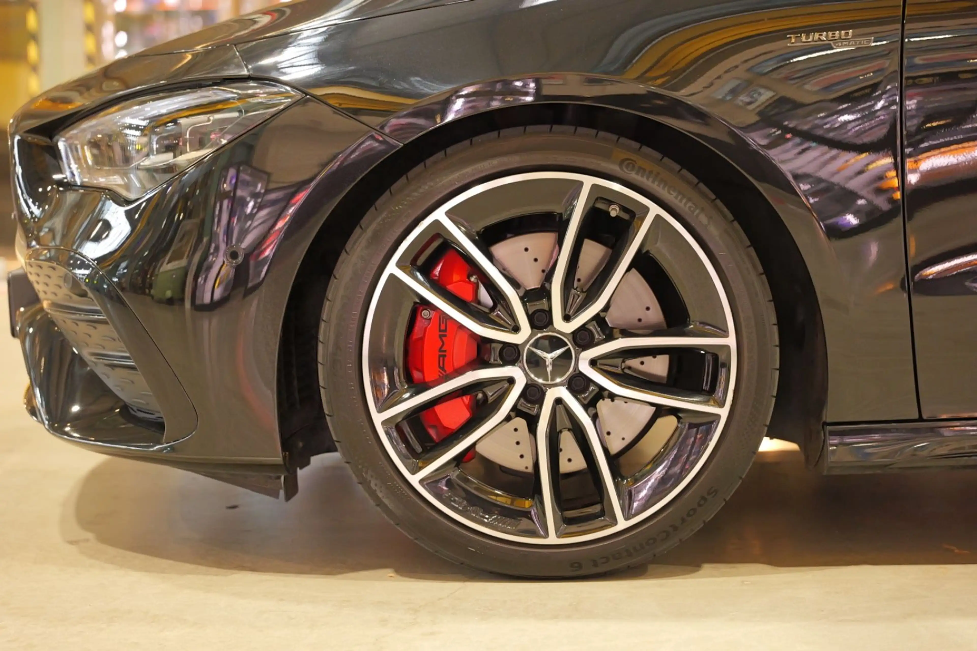 Mercedes-Benz CLA 35 AMG 4Matic *Pano*Night-Paket*Multibeam — photo 4