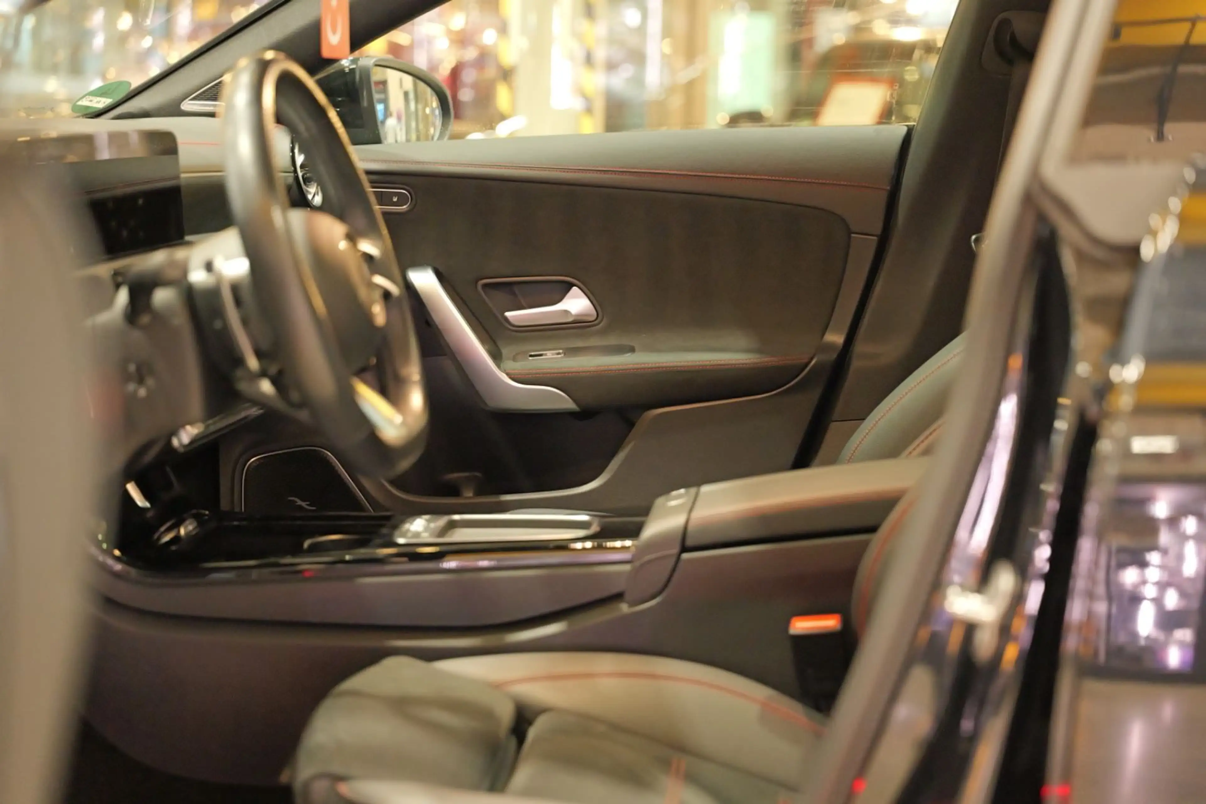 Mercedes-Benz CLA 35 AMG 4Matic *Pano*Night-Paket*Multibeam — photo 11