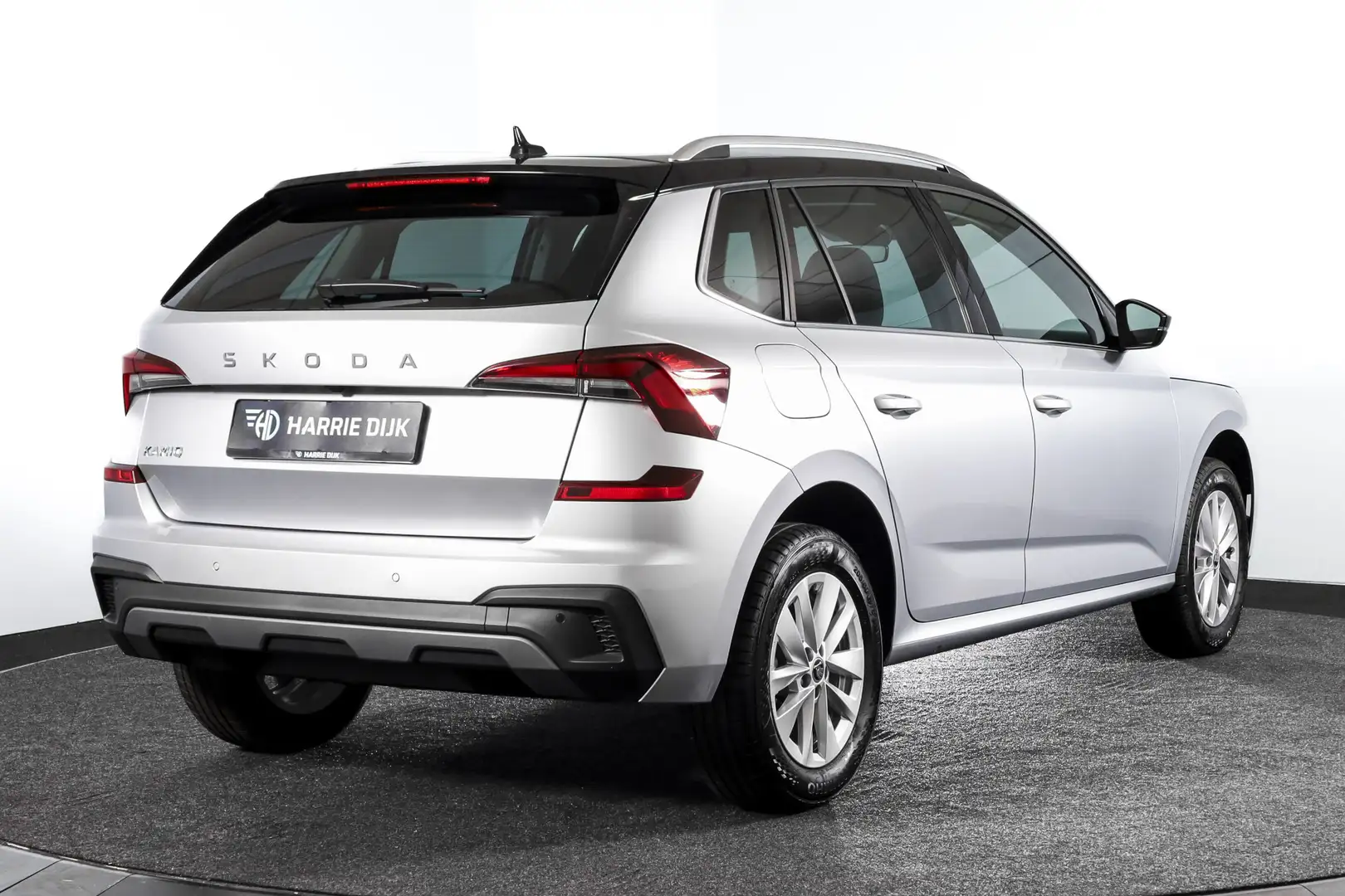 Skoda Kamiq 1.0 TSI 110 PK Business Edition - Automaat | Dig. Plateado - 2