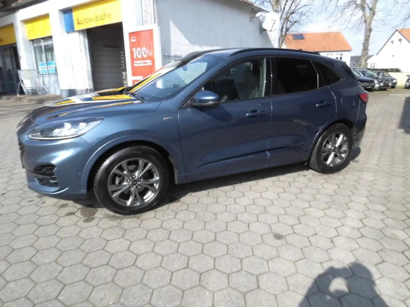 Ford Kuga ST Line X 1,5 Eco-Boost Blau - 2