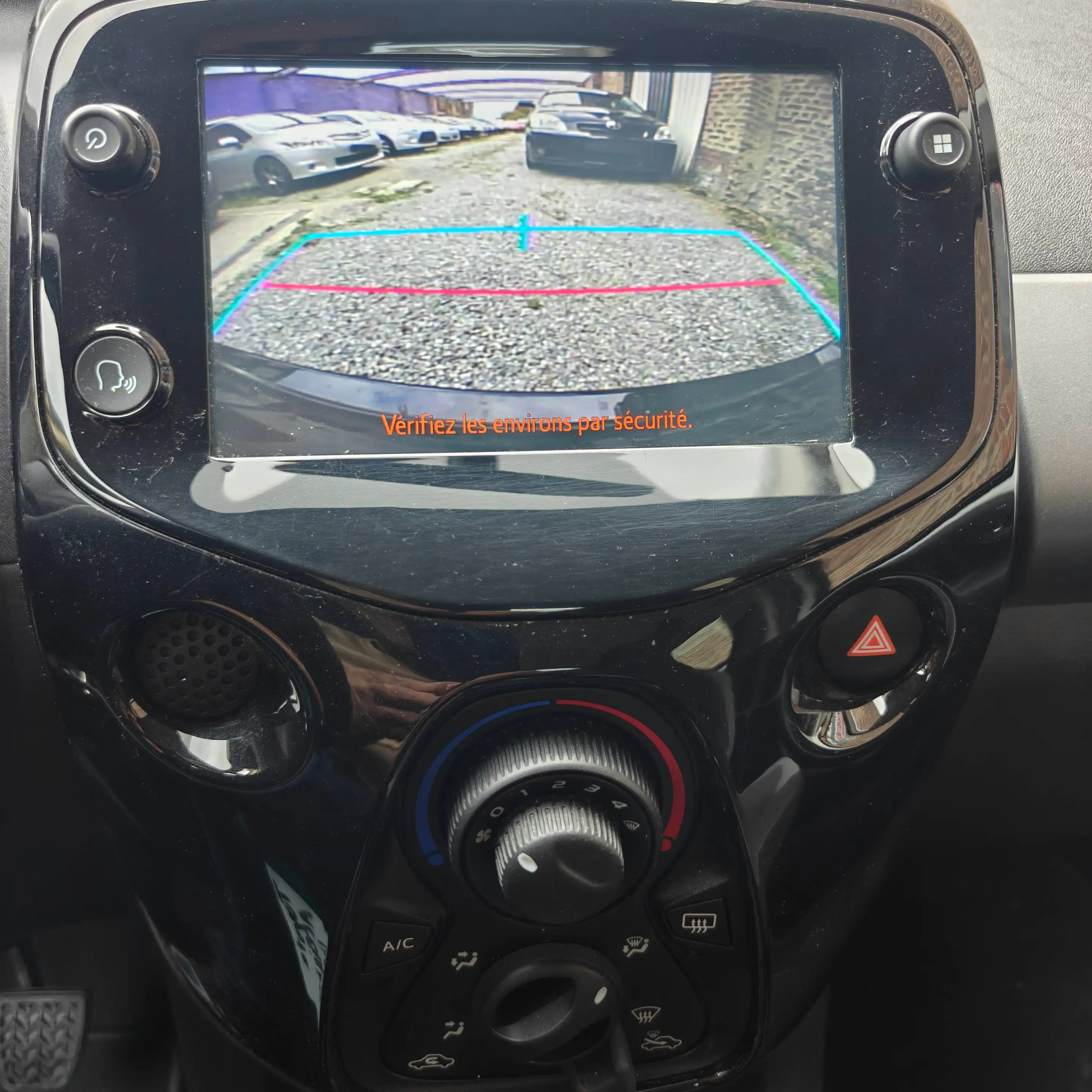 Toyota Aygo Aygo 1.0i VVT-i x-play — photo 10