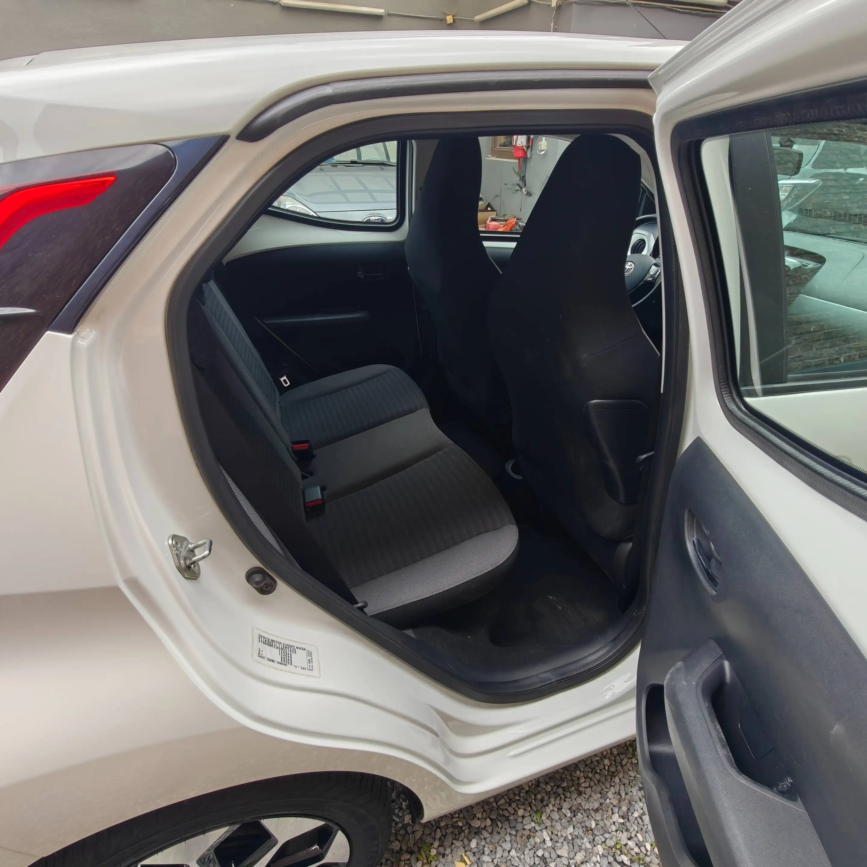 Toyota Aygo Aygo 1.0i VVT-i x-play — photo 8