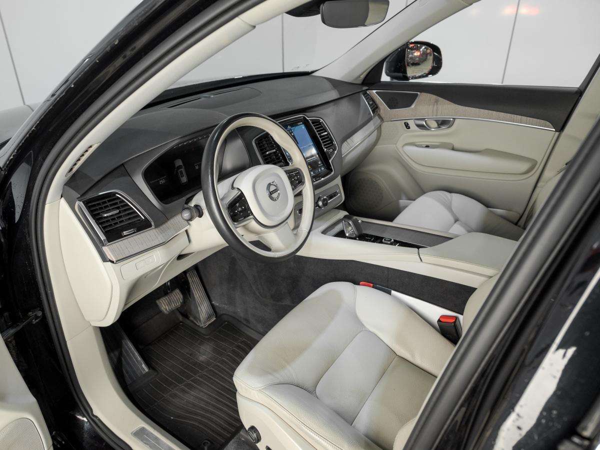 2024 Volvo Unspecified T8 PLUS BRIGHT THEME + HYBRIDE BRANCHABLE + 455HP thumb 16