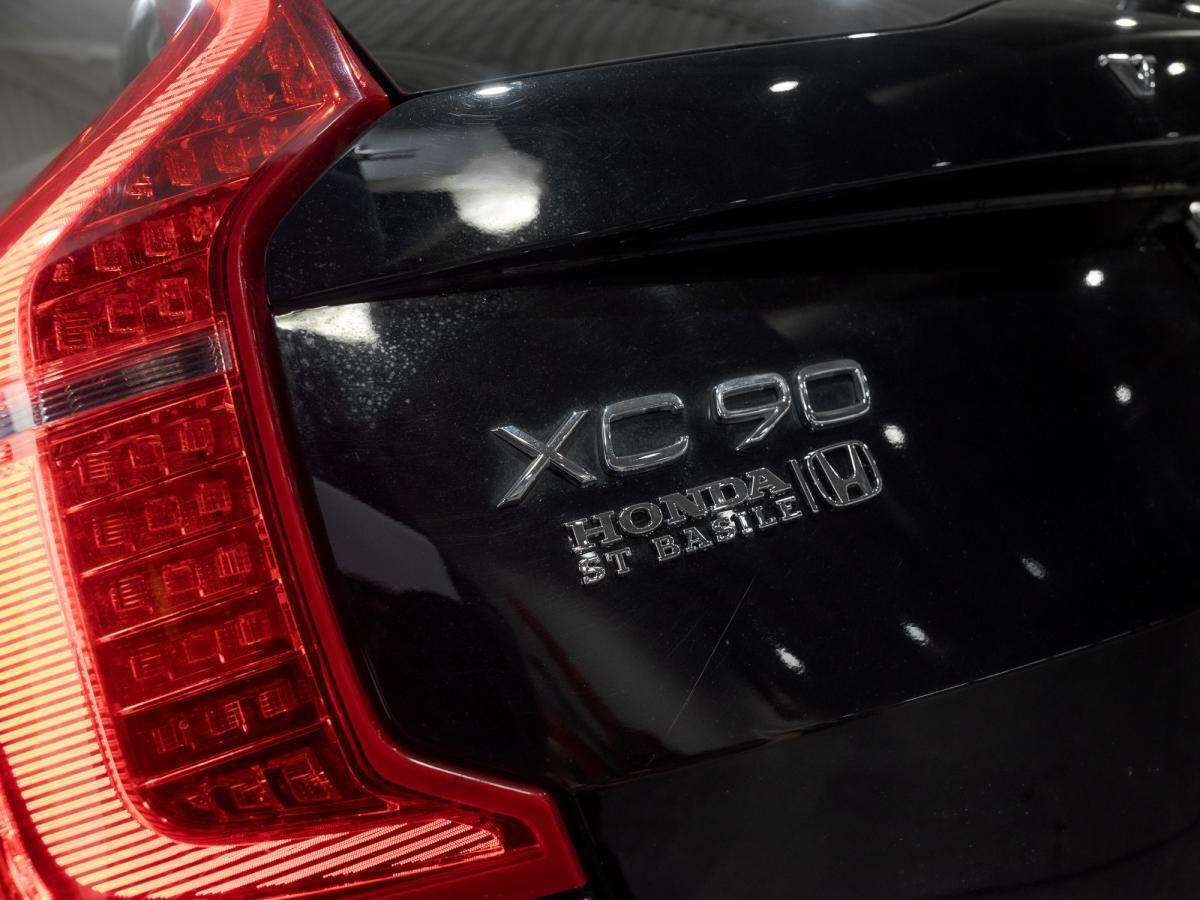 2024 Volvo Unspecified T8 PLUS BRIGHT THEME + HYBRIDE BRANCHABLE + 455HP alt 3