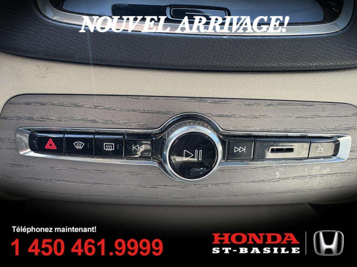 2024 Volvo Unspecified T8 PLUS BRIGHT THEME + HYBRIDE BRANCHABLE + 455HP thumb 19