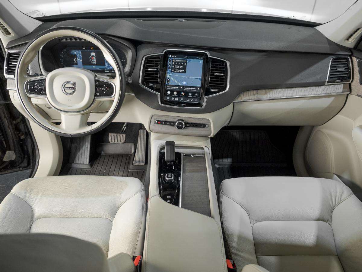 2024 Volvo Unspecified T8 PLUS BRIGHT THEME + HYBRIDE BRANCHABLE + 455HP thumb 31