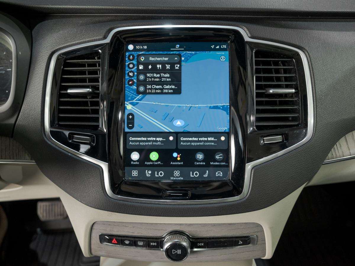 2024 Volvo Unspecified T8 PLUS BRIGHT THEME + HYBRIDE BRANCHABLE + 455HP thumb 30