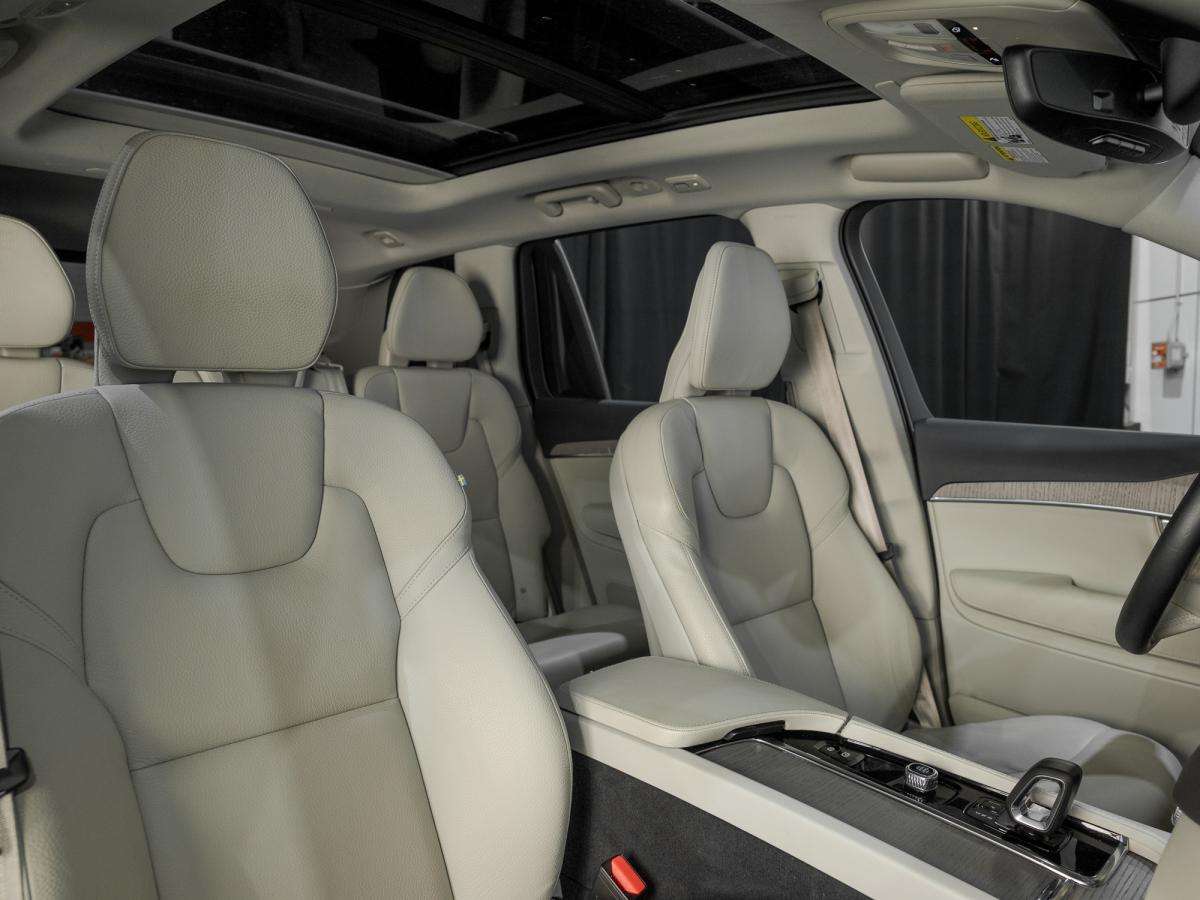 2024 Volvo Unspecified T8 PLUS BRIGHT THEME + HYBRIDE BRANCHABLE + 455HP thumb 38