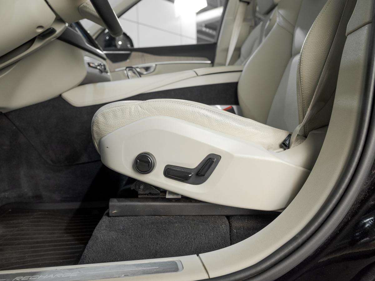 2024 Volvo Unspecified T8 PLUS BRIGHT THEME + HYBRIDE BRANCHABLE + 455HP thumb 20