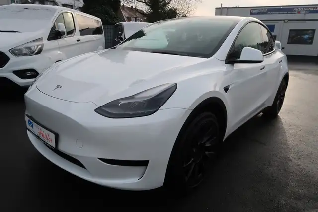 Tesla Model Y RWD # AHK # Finanzierung möglich
