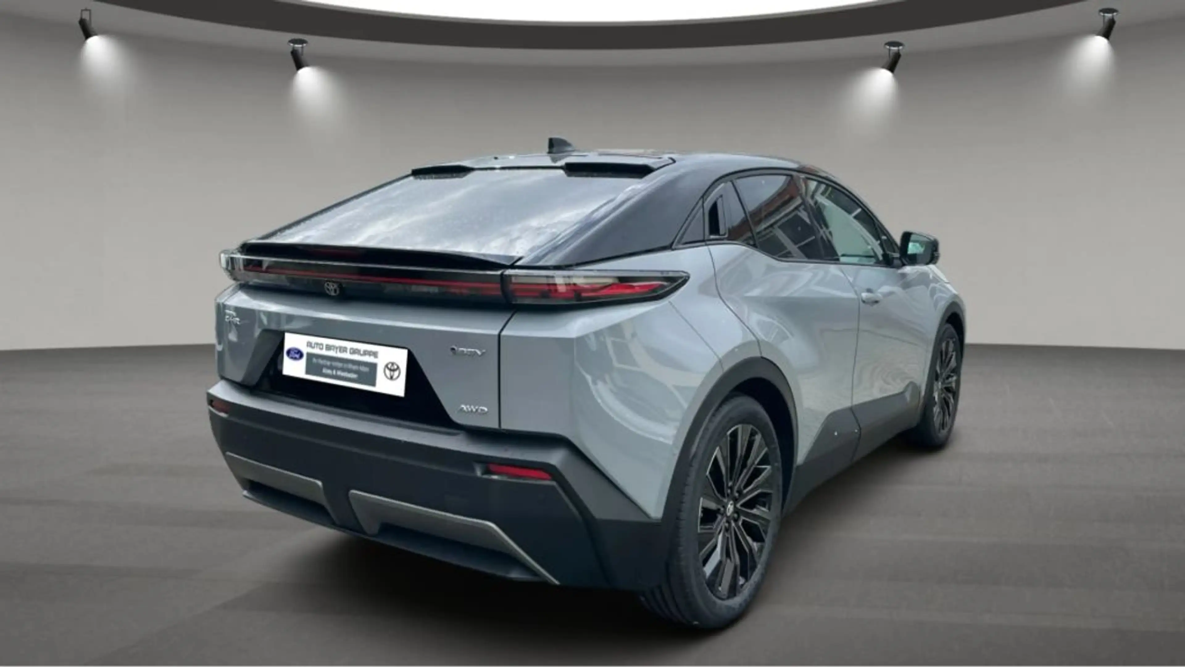 Toyota C-HR+ C-HR+ 77kWh AWD Lounge (NG26) — photo 3