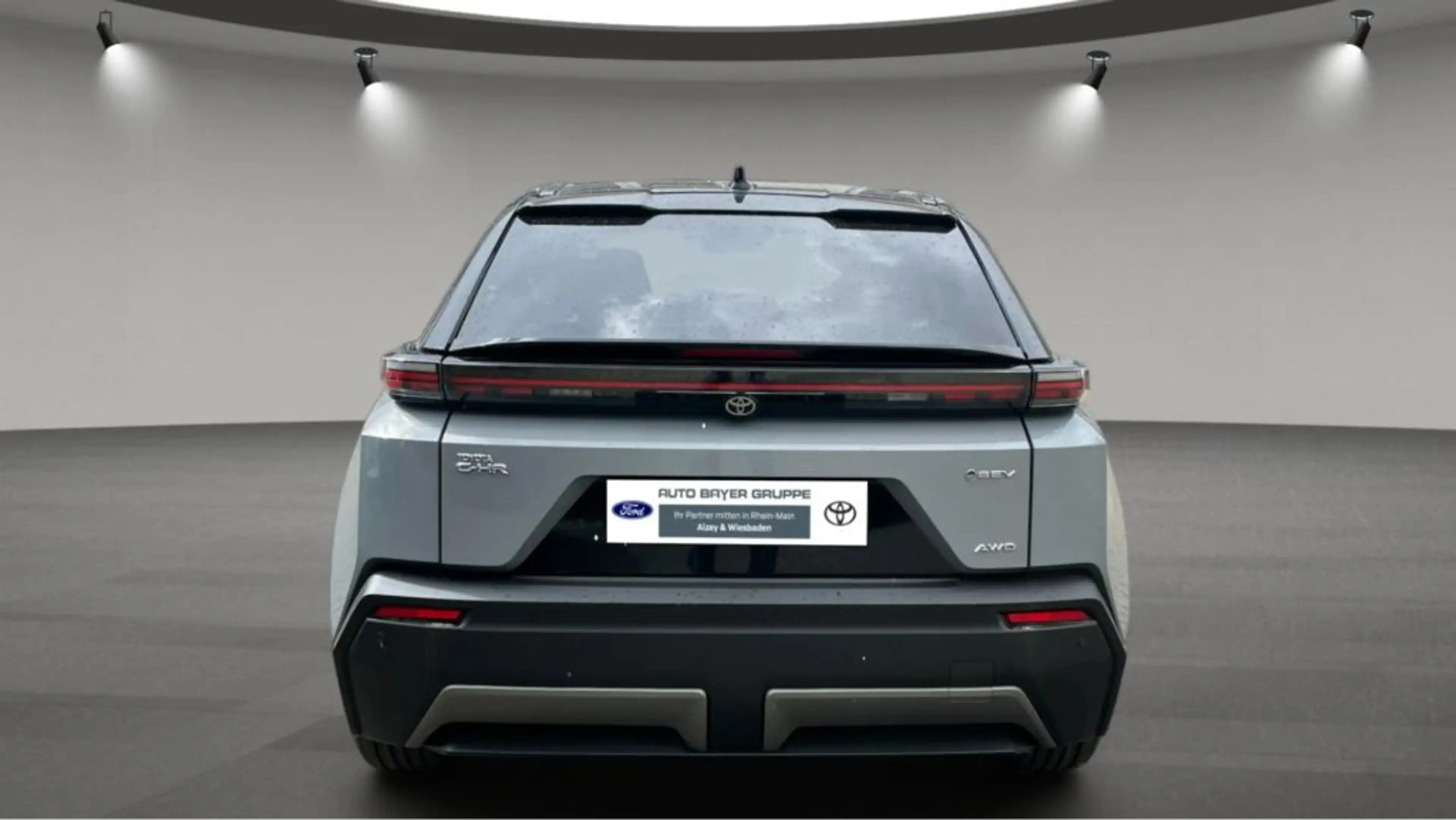 Toyota C-HR+ C-HR+ 77kWh AWD Lounge (NG26) — photo 4