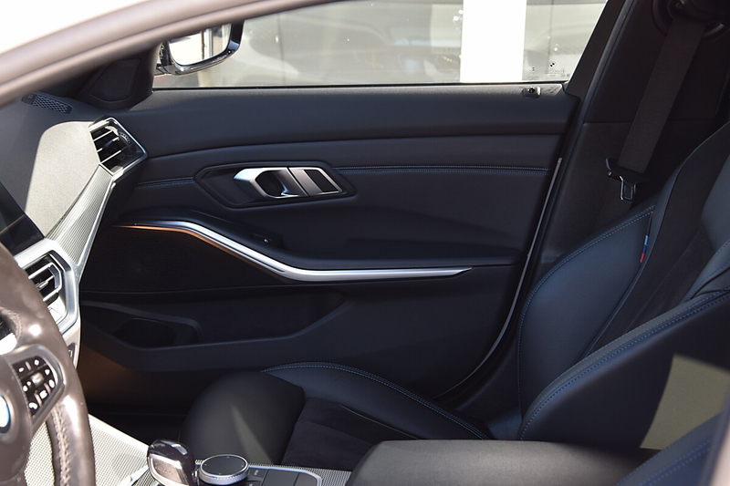 BMW 318 d M-Sport *Shadow-Line* — photo 5
