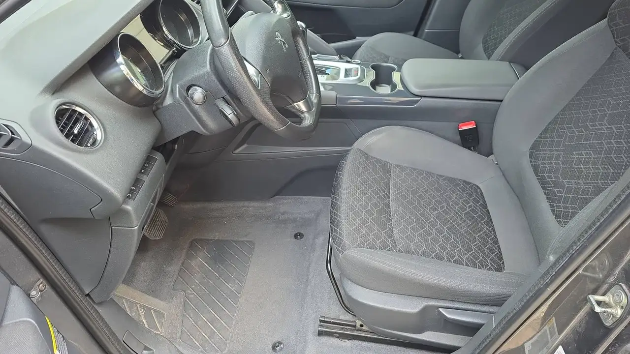 Peugeot 3008 3008 — photo 29