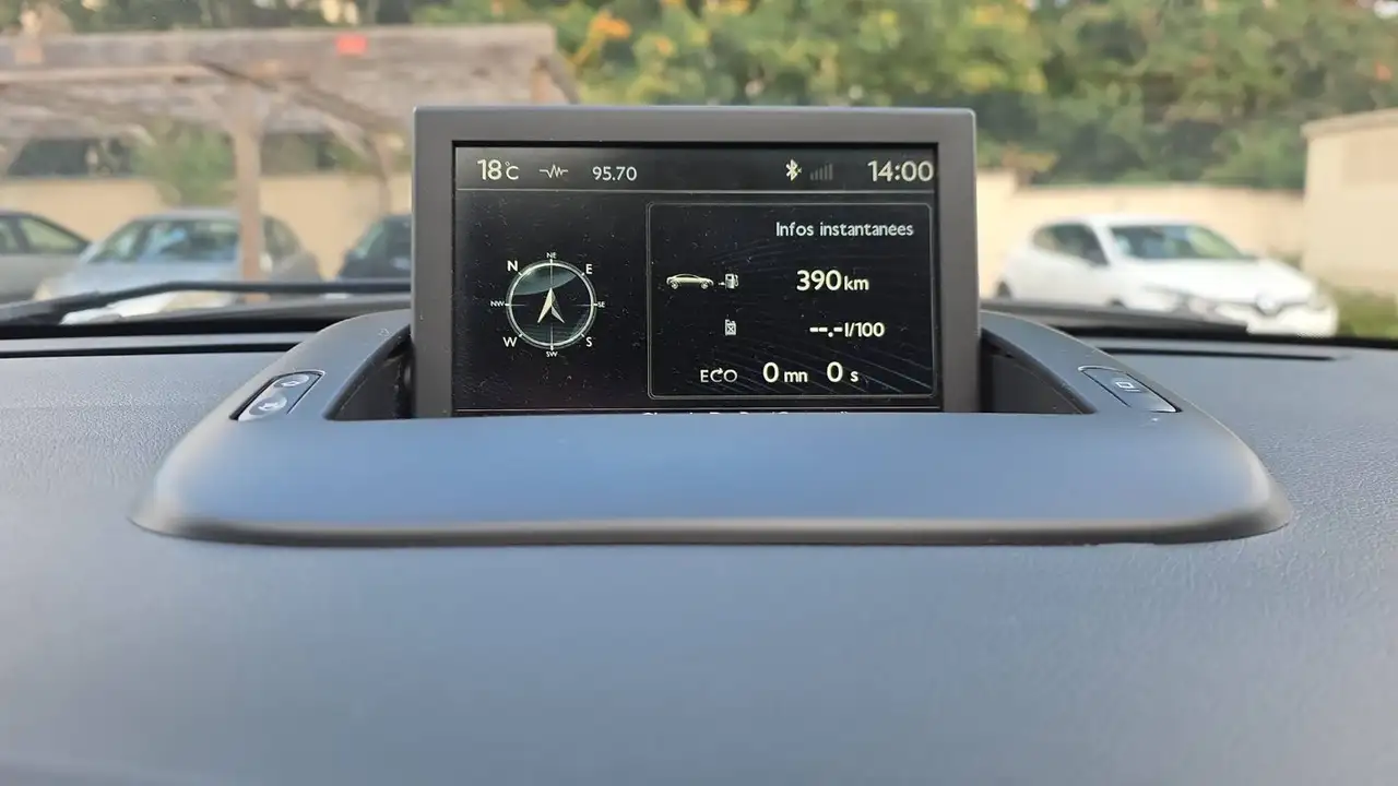 Peugeot 3008 3008 — photo 27