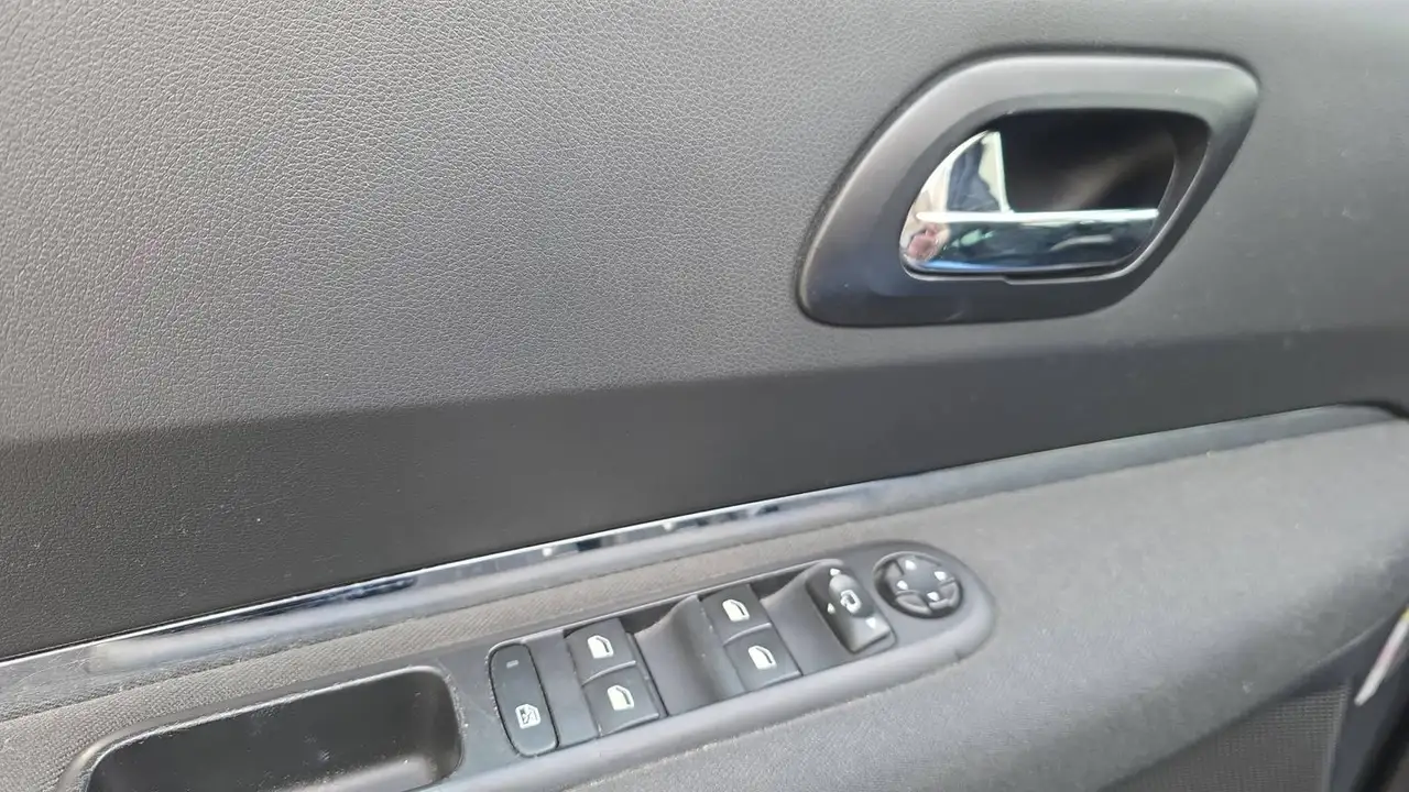 Peugeot 3008 3008 — photo 24