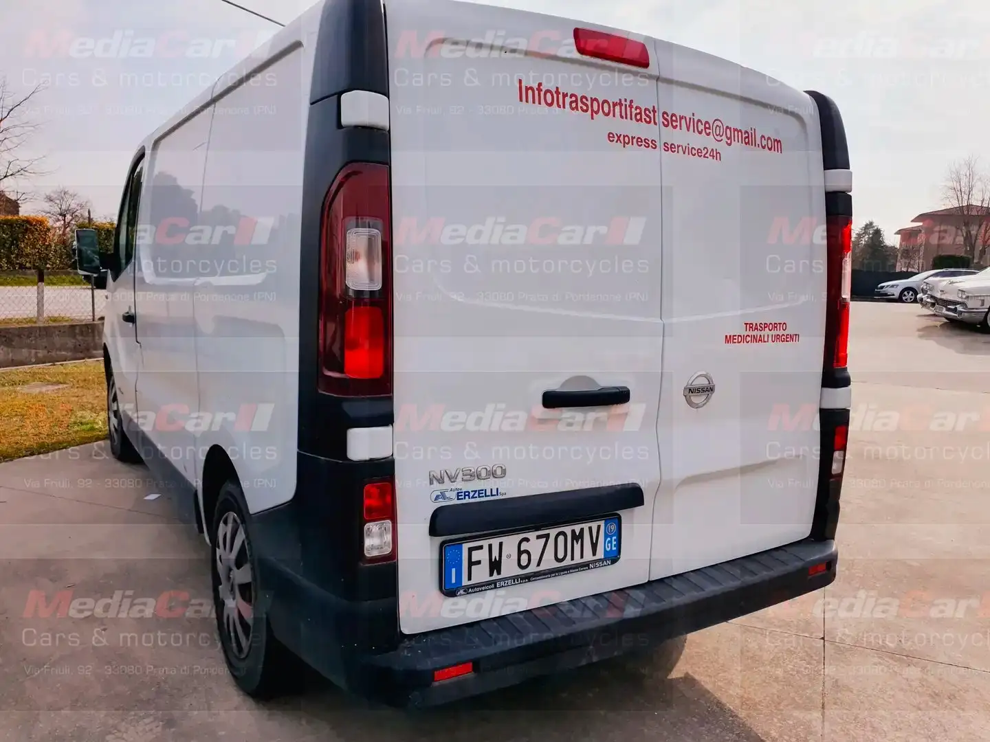 Nissan NV300 gemello del renault trafic Weiß - 1