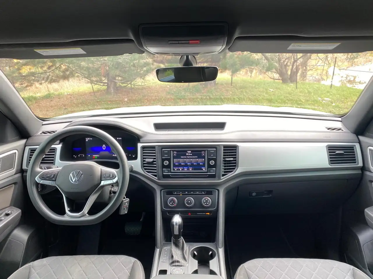 Volkswagen Atlas снимка Volkswagen Atlas