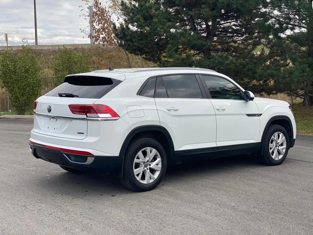 Volkswagen Atlas снимка Volkswagen Atlas