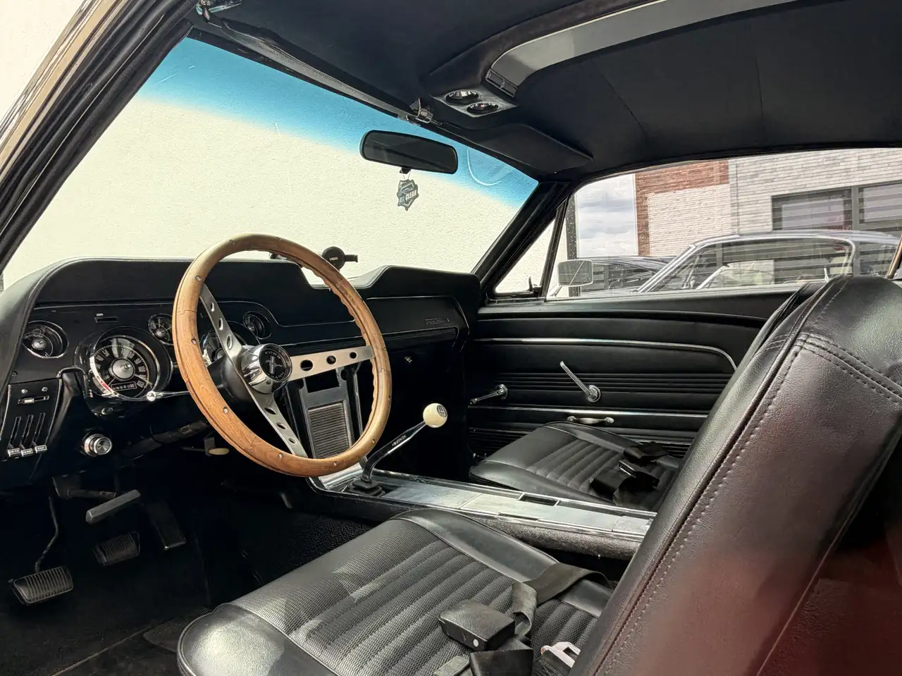 Ford Mustang Fastback, foto 10