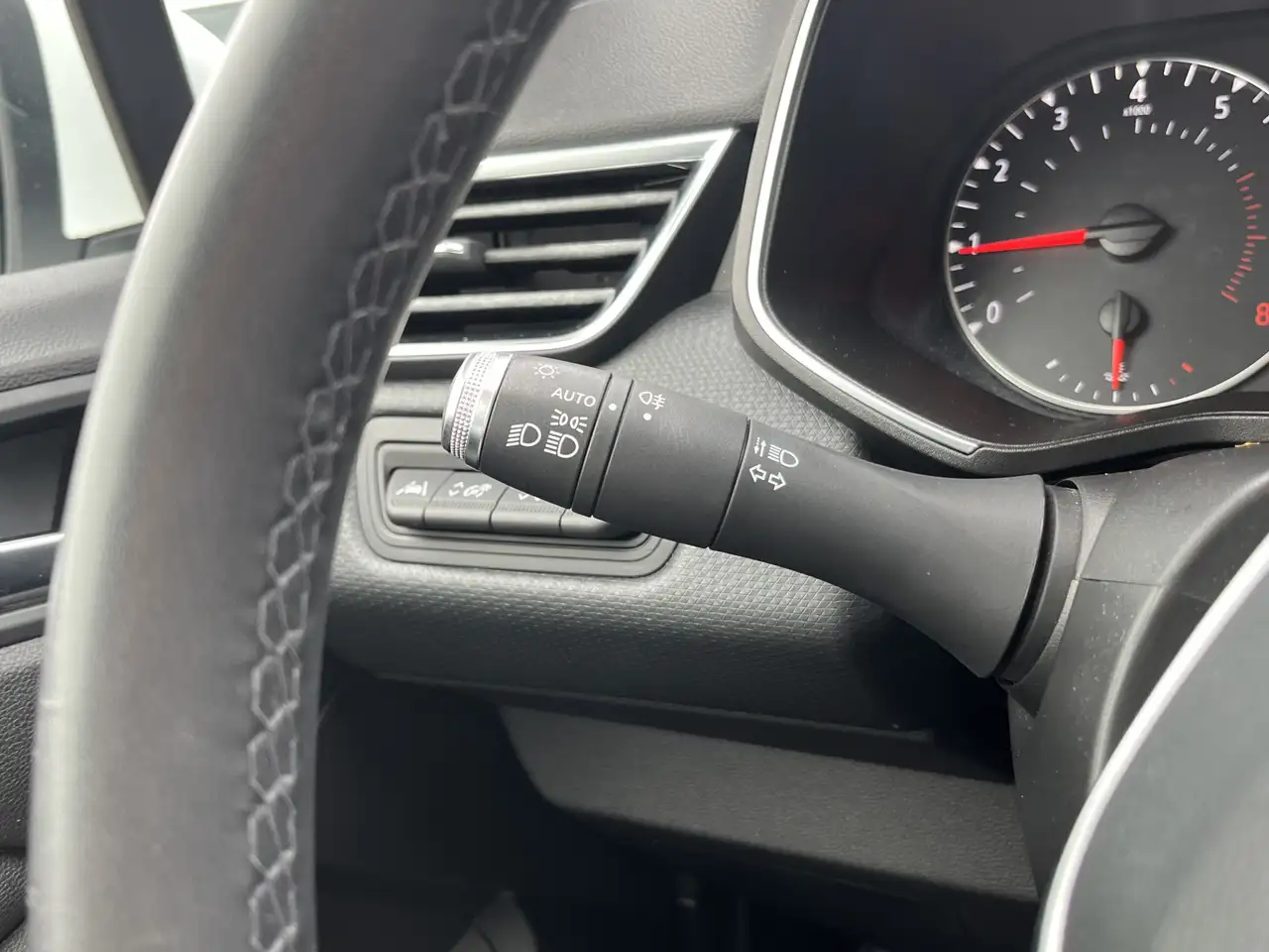 Renault Clio Citadine 5 portes — photo 21 sur 25