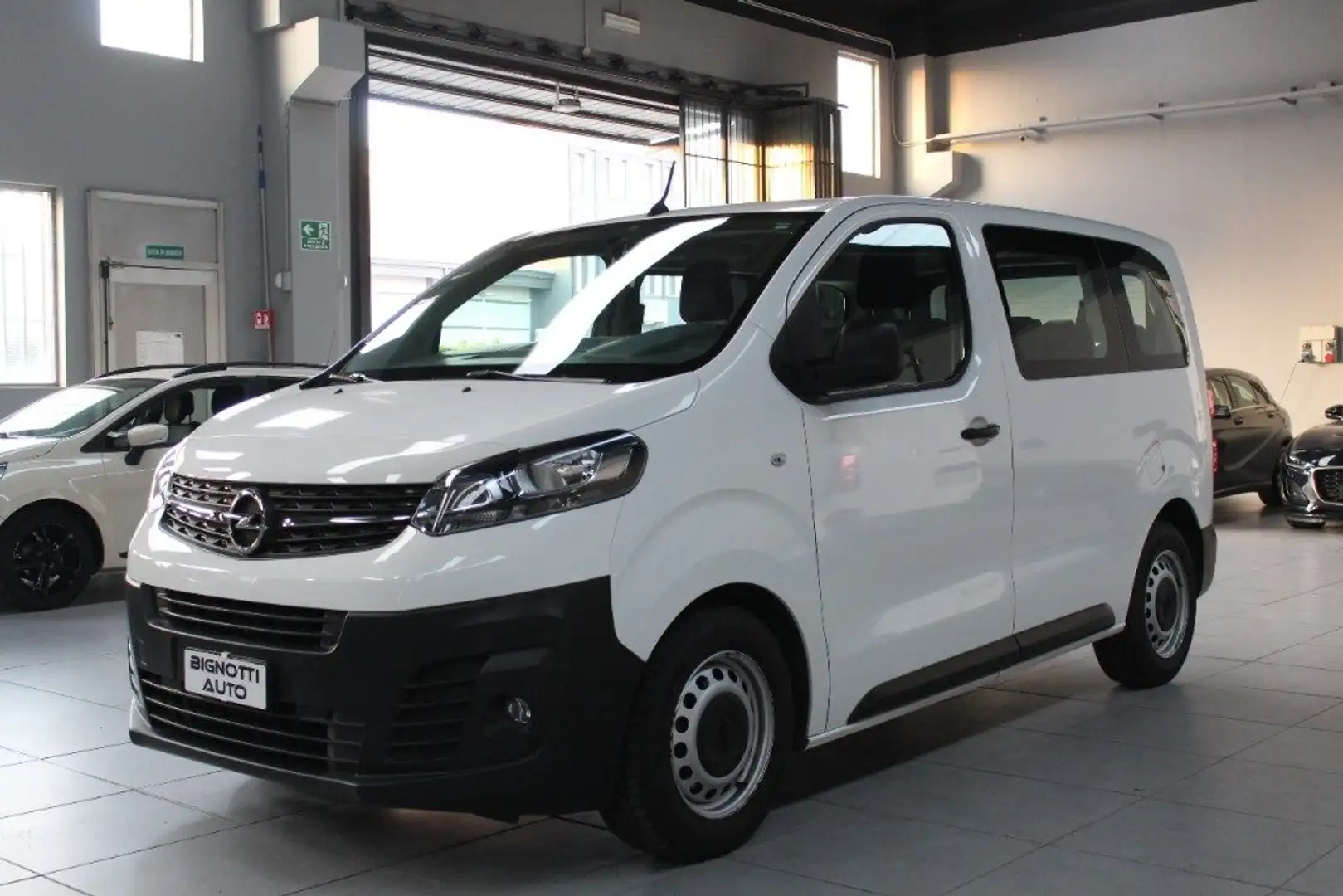 Opel Vivaro 1.5 Diesel 100CV S&S PC-TN S-8 POSTI Bianco - 1