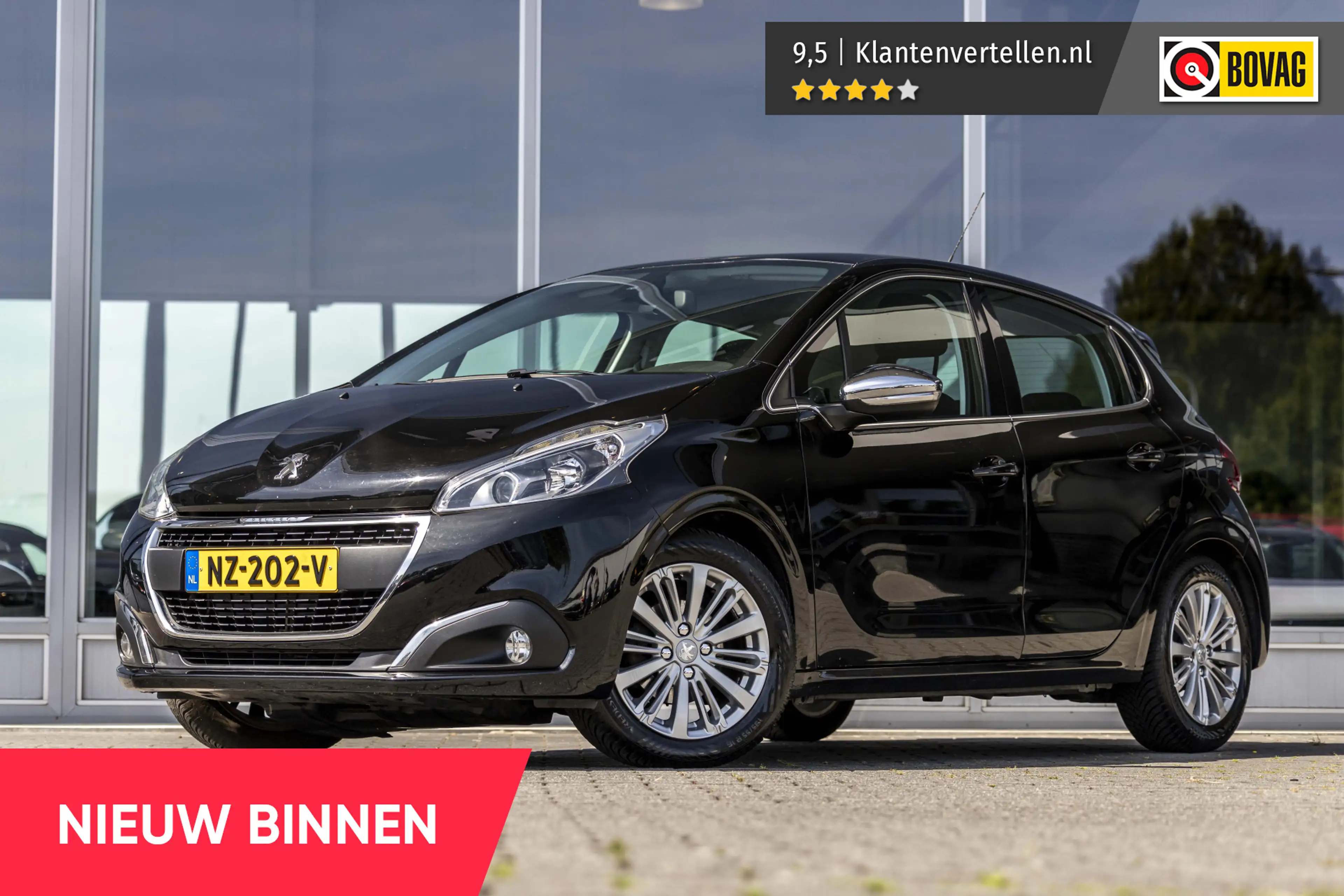 Peugeot 208 1.2 PureTech Blue Lease Executive Binnen inruil -