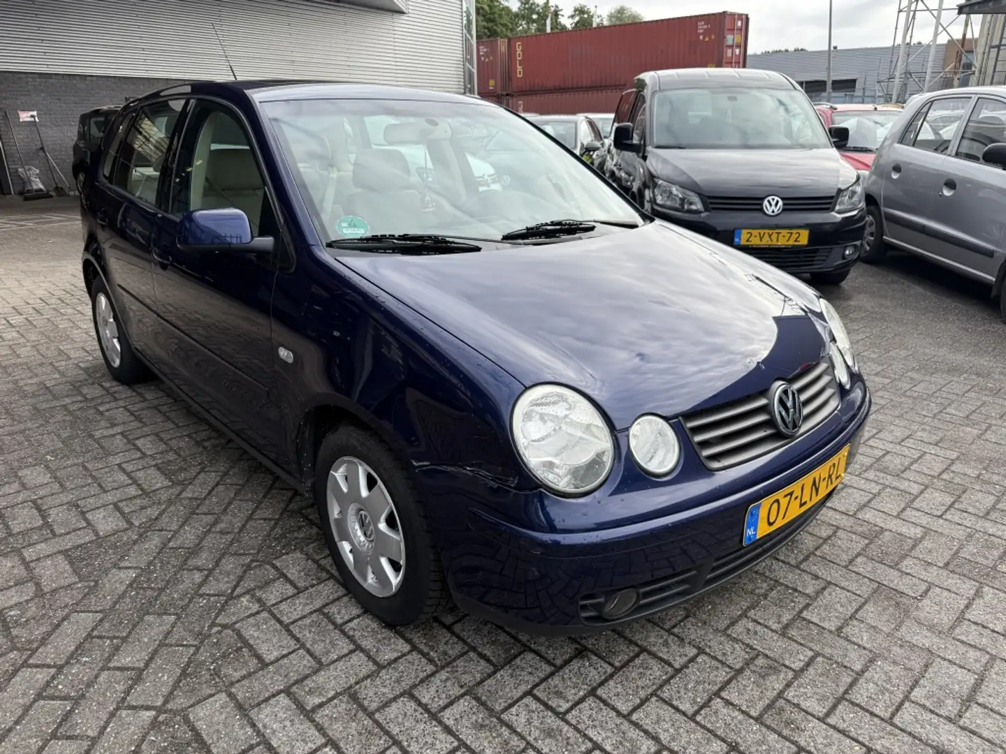 Volkswagen Polo 1.4-16V Highline Blauw - 2