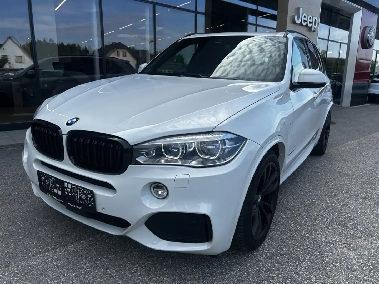 BMW X5 xDrive30d Aut. Weiß - 1