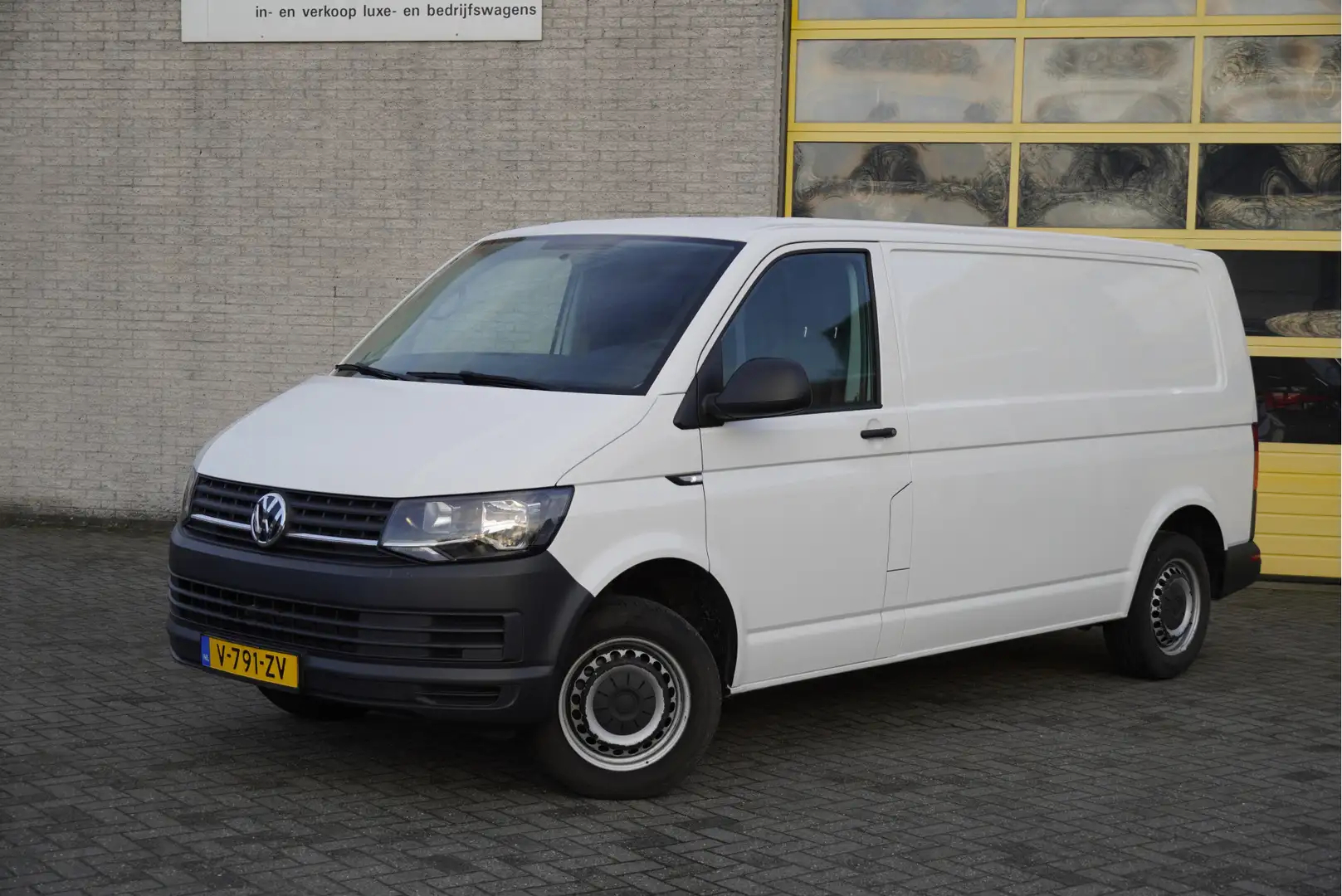 Volkswagen T6 Transporter 2.0 TDI L2H1 BJ2019 Audio | Airco | Stuurbekrachti Blanc - 2