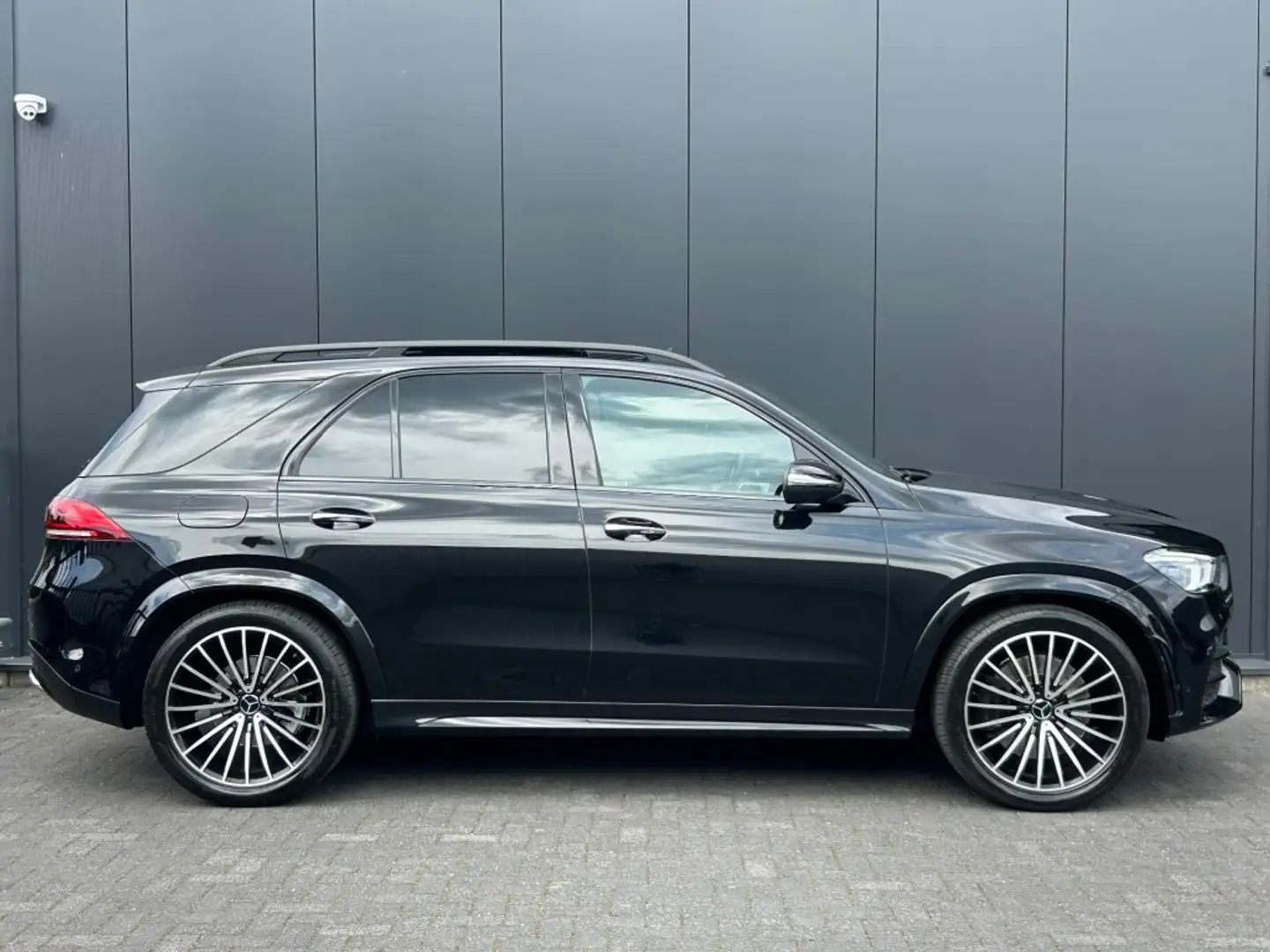 Mercedes-Benz GLE 450 GLE 450 4M AMG Nightpakket P-dak Burmester Airmati Noir - 2