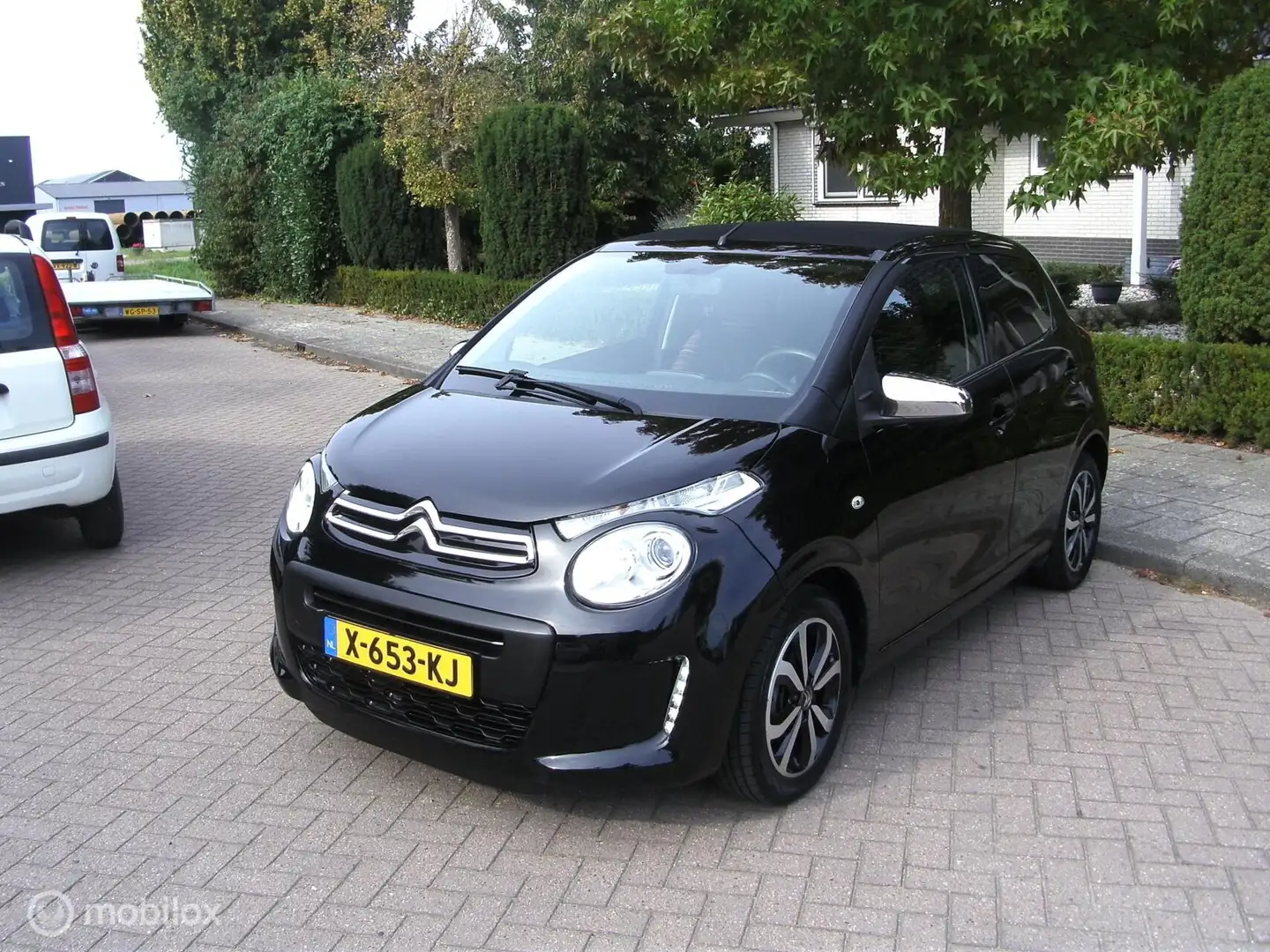 Citroen C1 1.0 VTi Airscape Urban Ride cabrio Zwart - 2