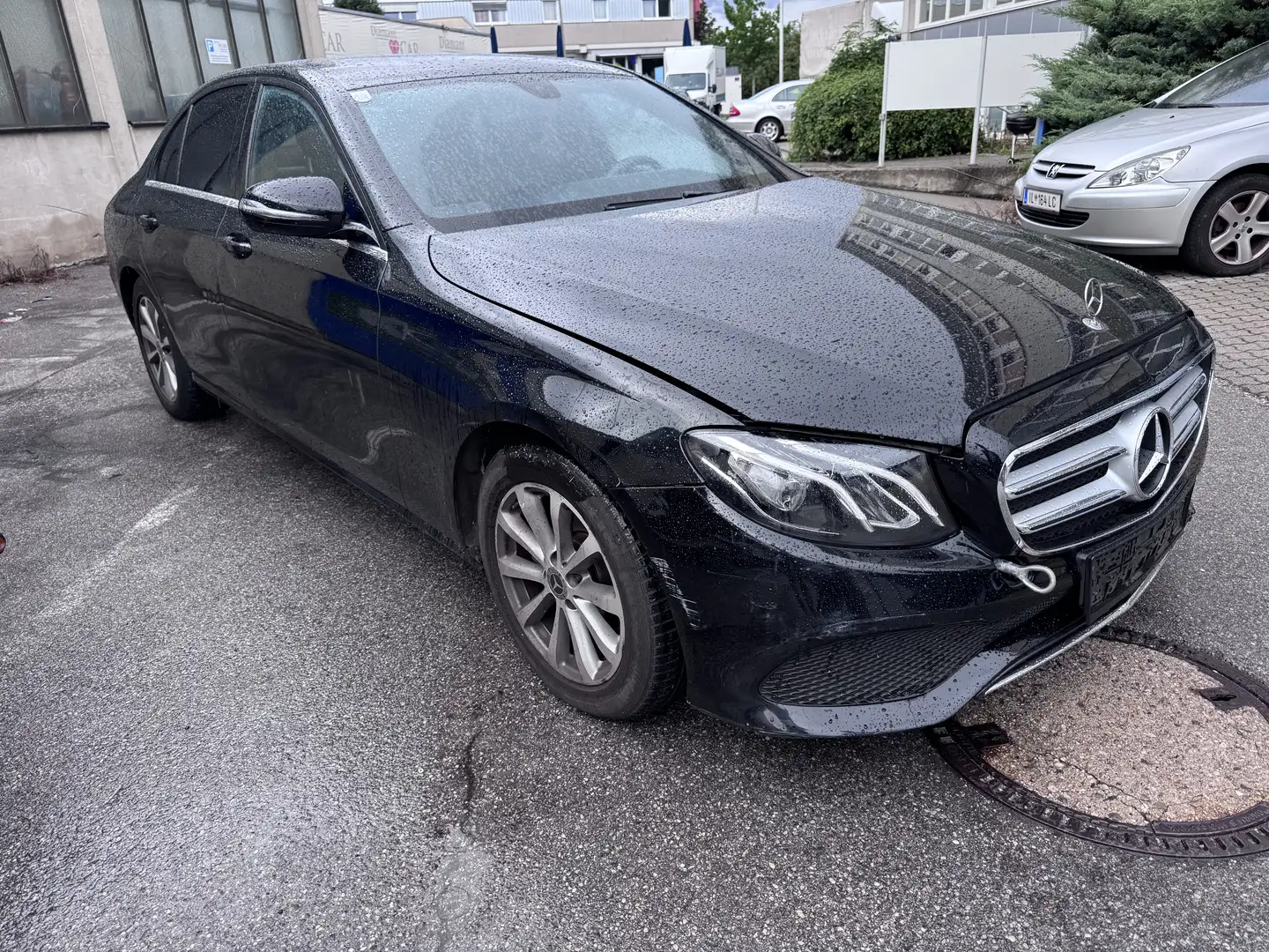 Mercedes-Benz E 200 d Aut. - 1